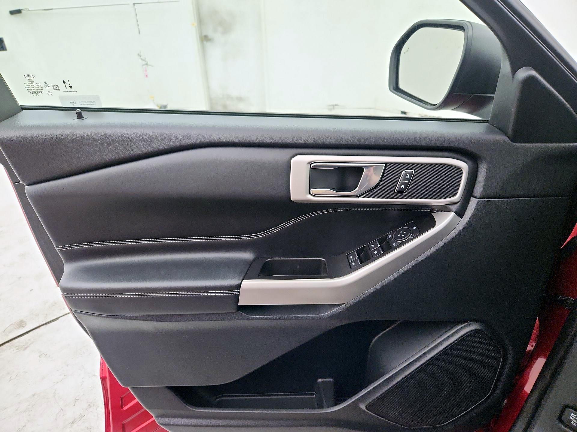 Thumbnail: 2021 Ford Explorer - 12
