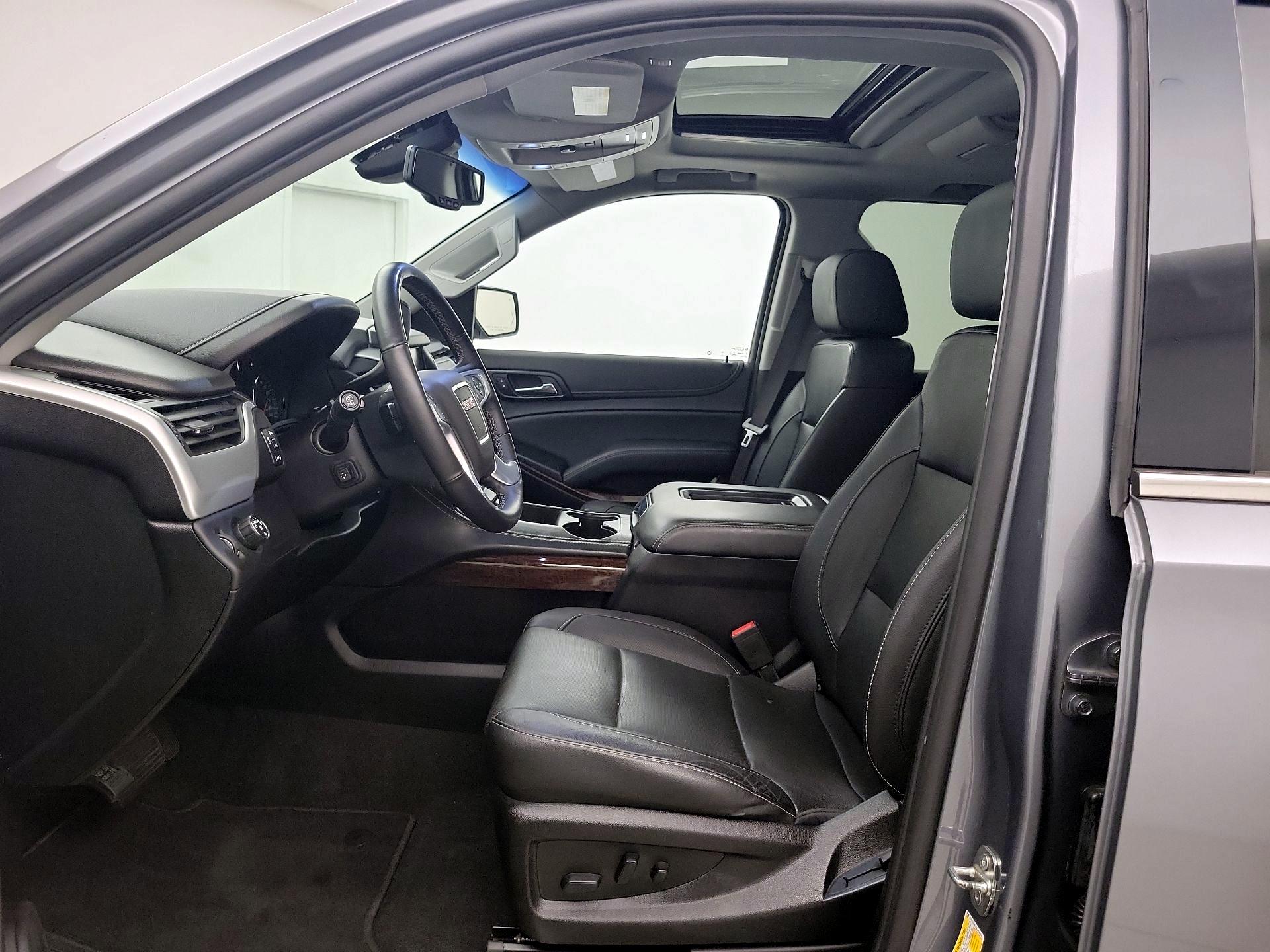 Thumbnail: 2020 GMC Yukon XL - 11