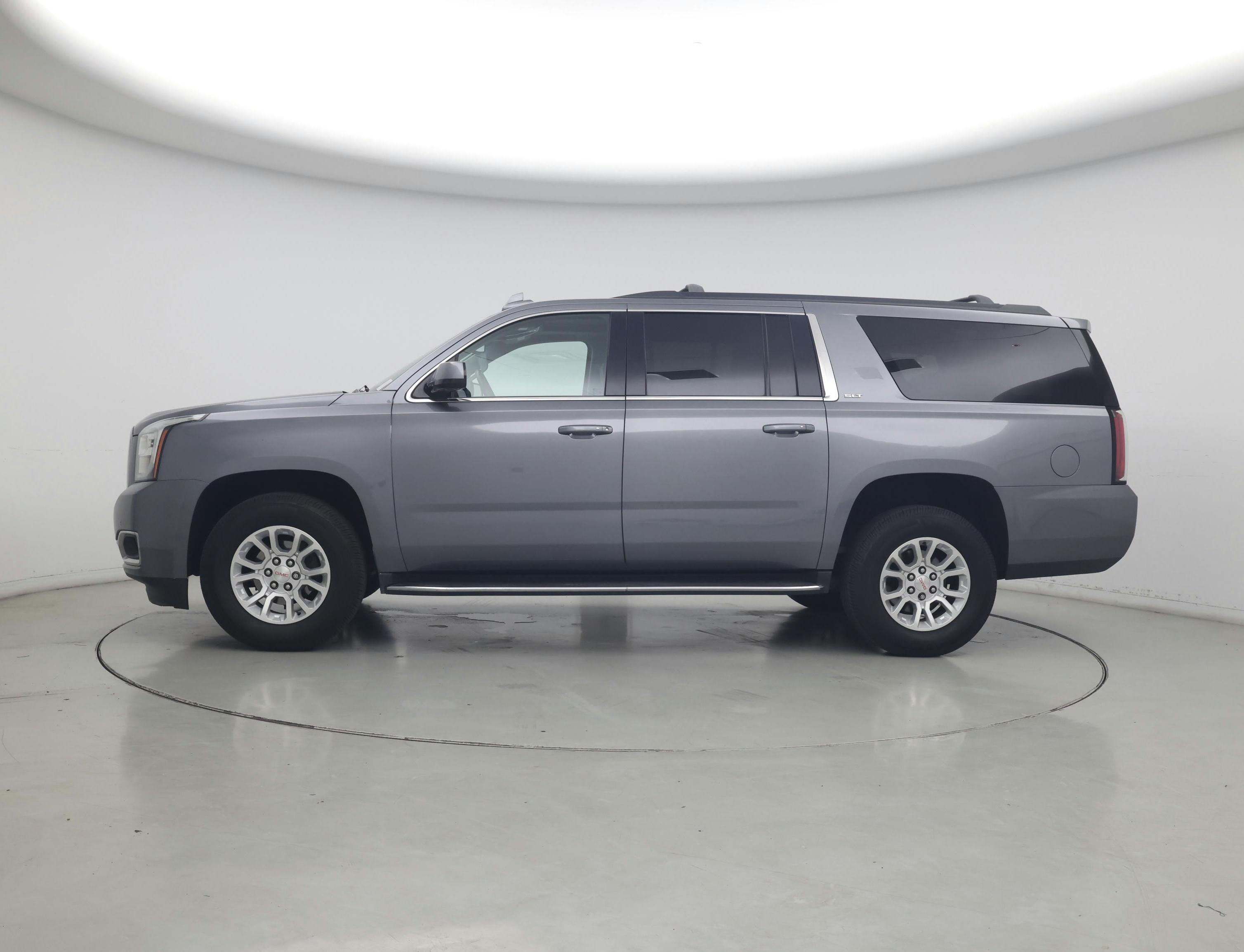 Thumbnail: 2020 GMC Yukon XL - 3