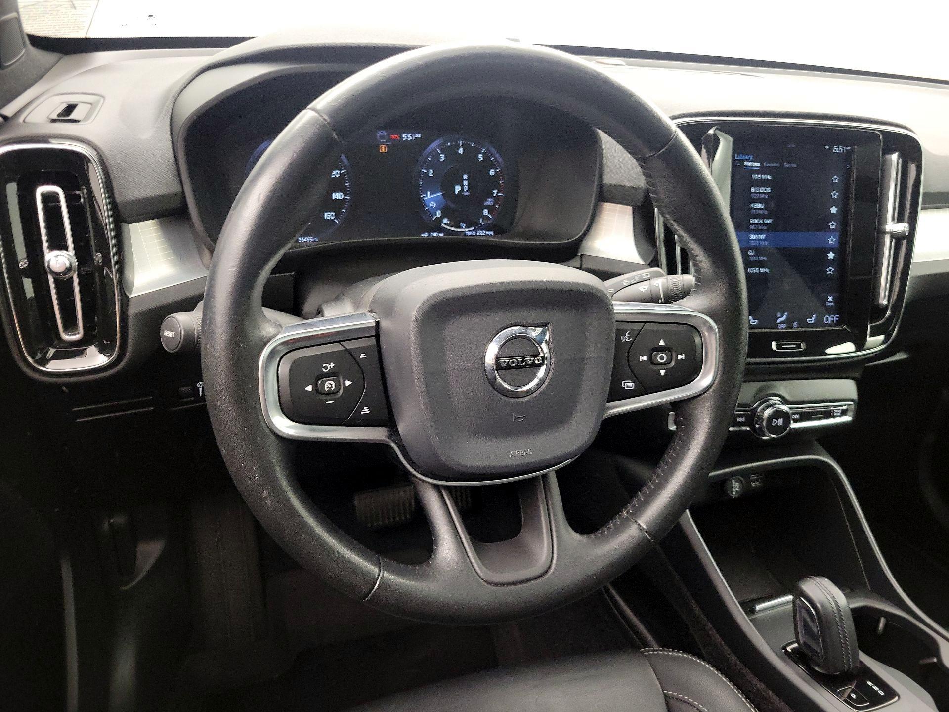 Thumbnail: 2020 Volvo XC40 - 10