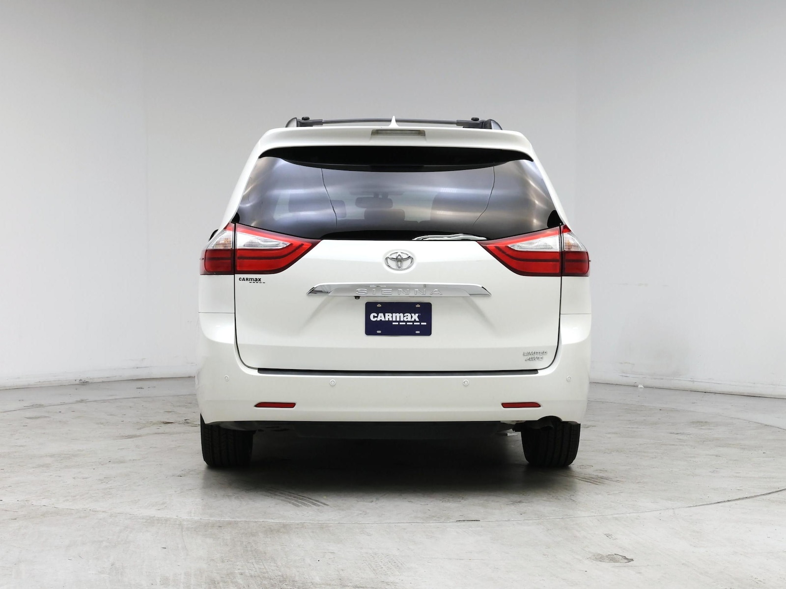 2017 Toyota Sienna Limited - Photo 7