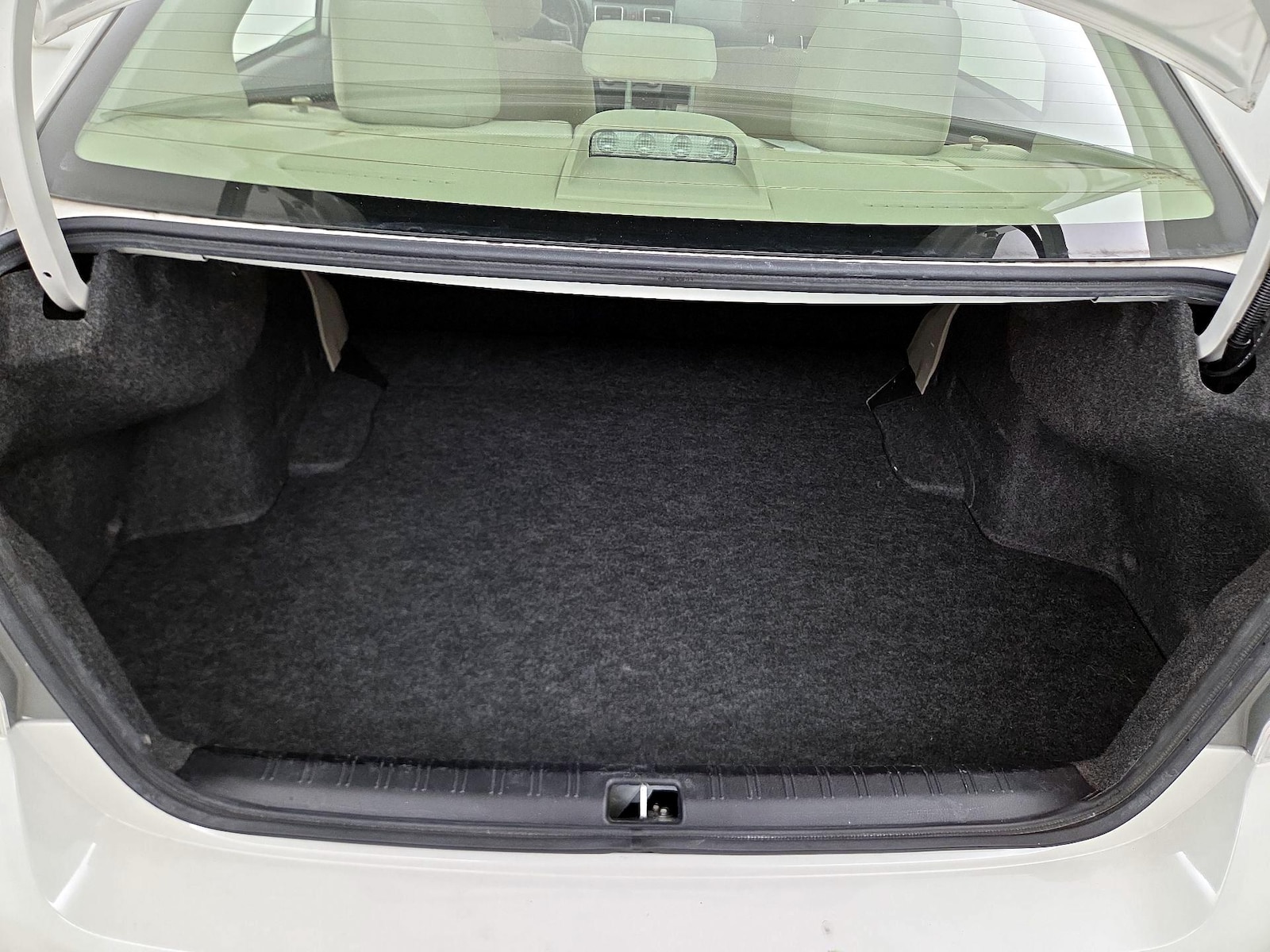 2016 Subaru Impreza Premium - Photo 20