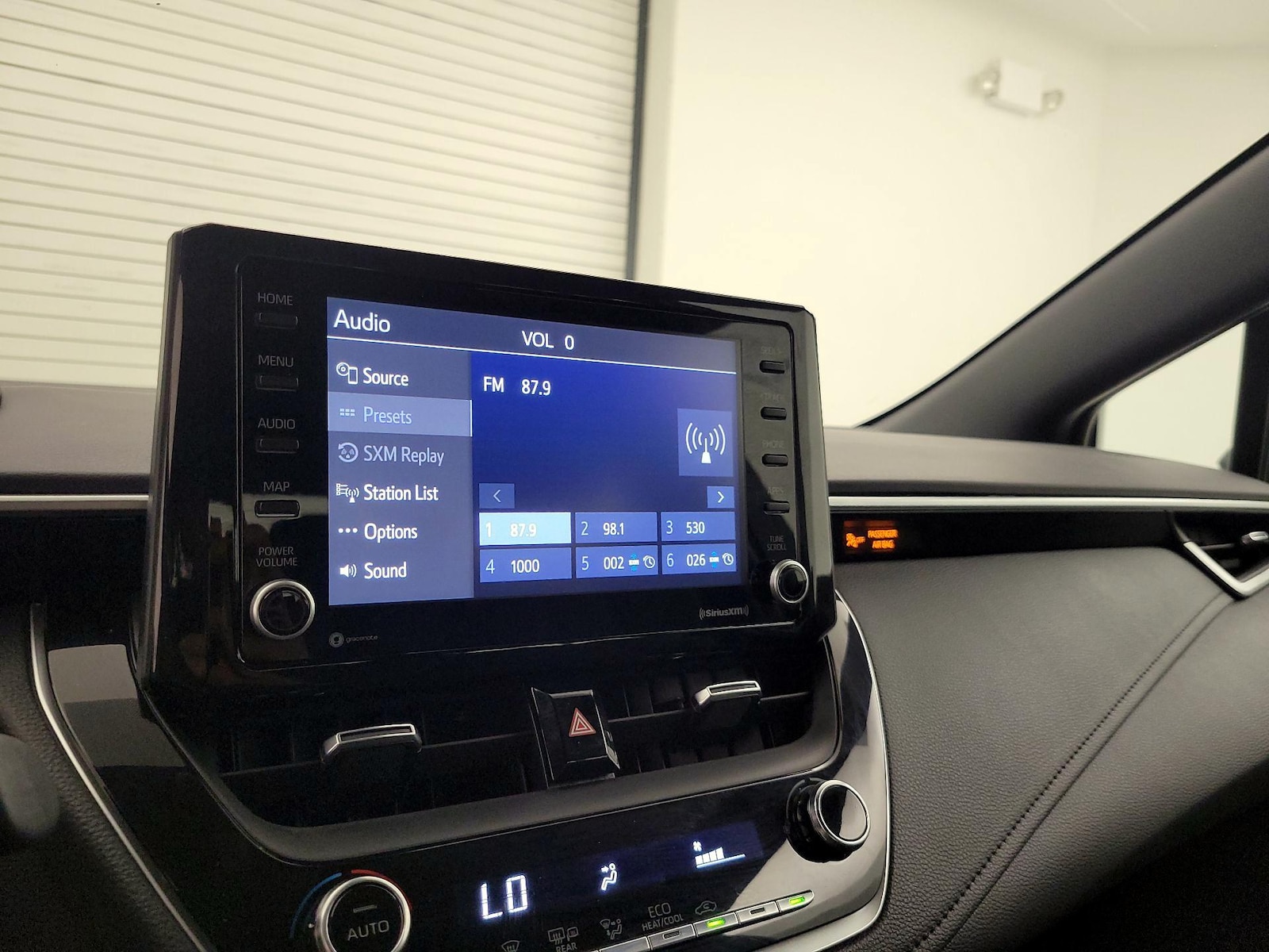 2022 Toyota Corolla SE - Photo 16