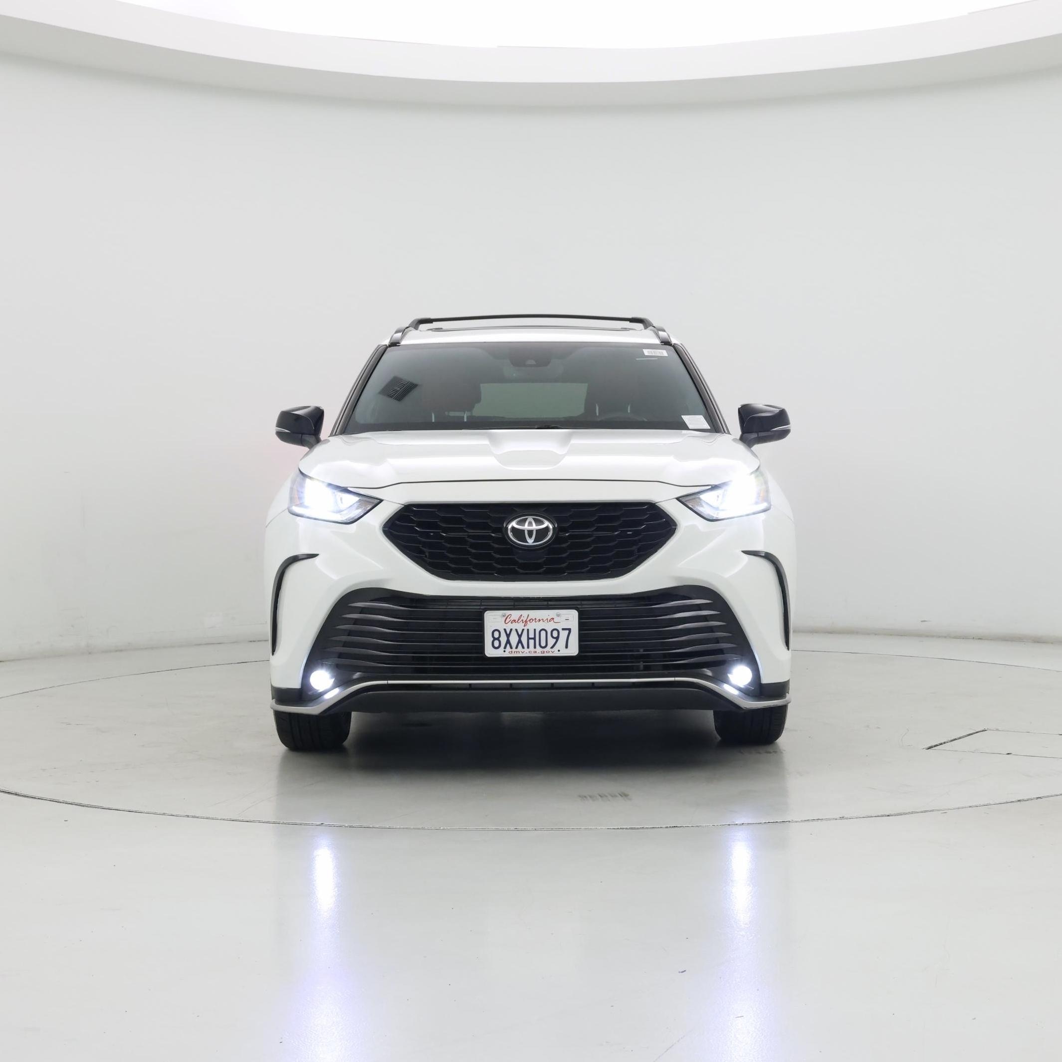 Thumbnail: 2021 Toyota Highlander - 5