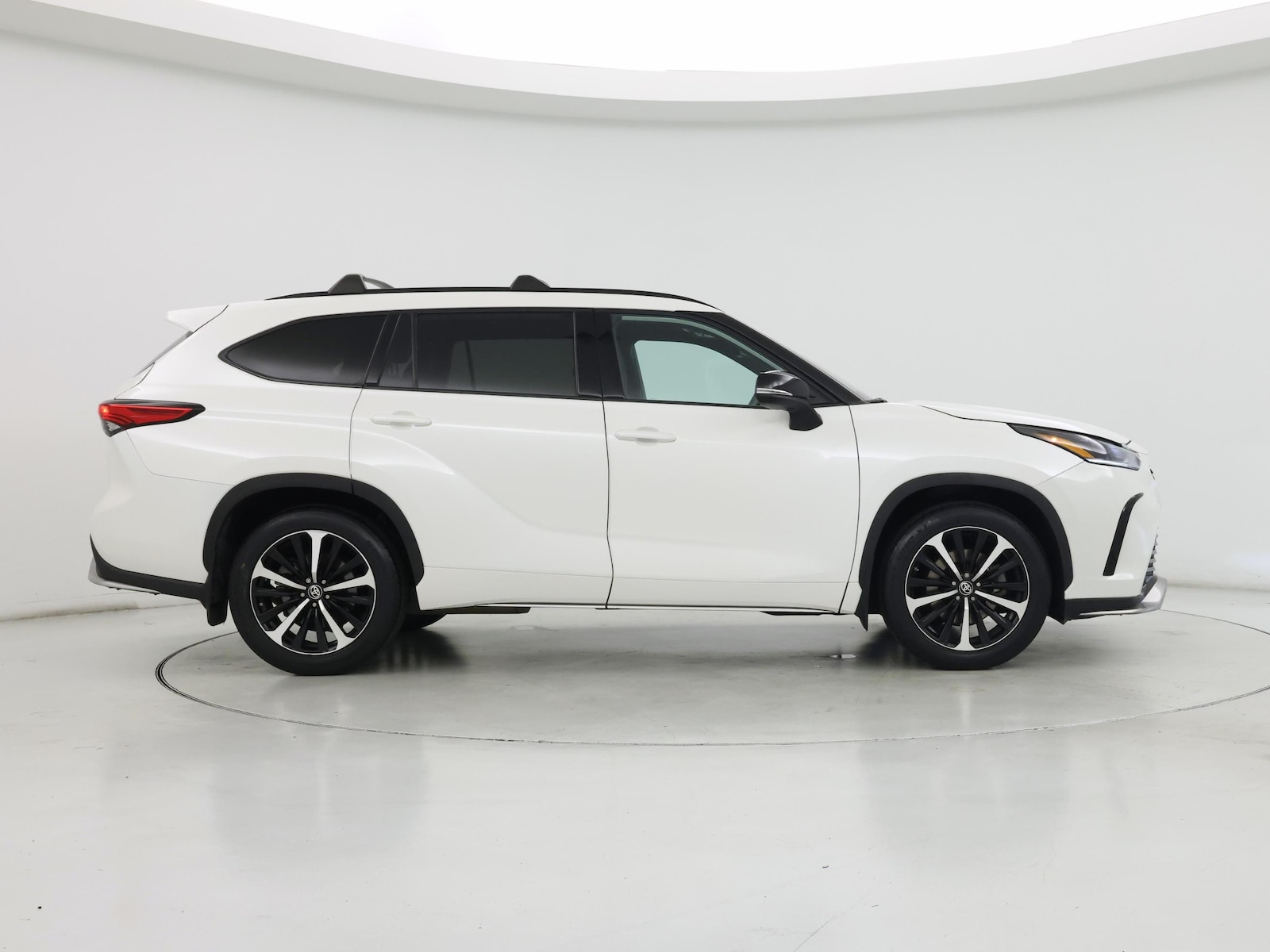 2021 Toyota Highlander XSE - Photo 8