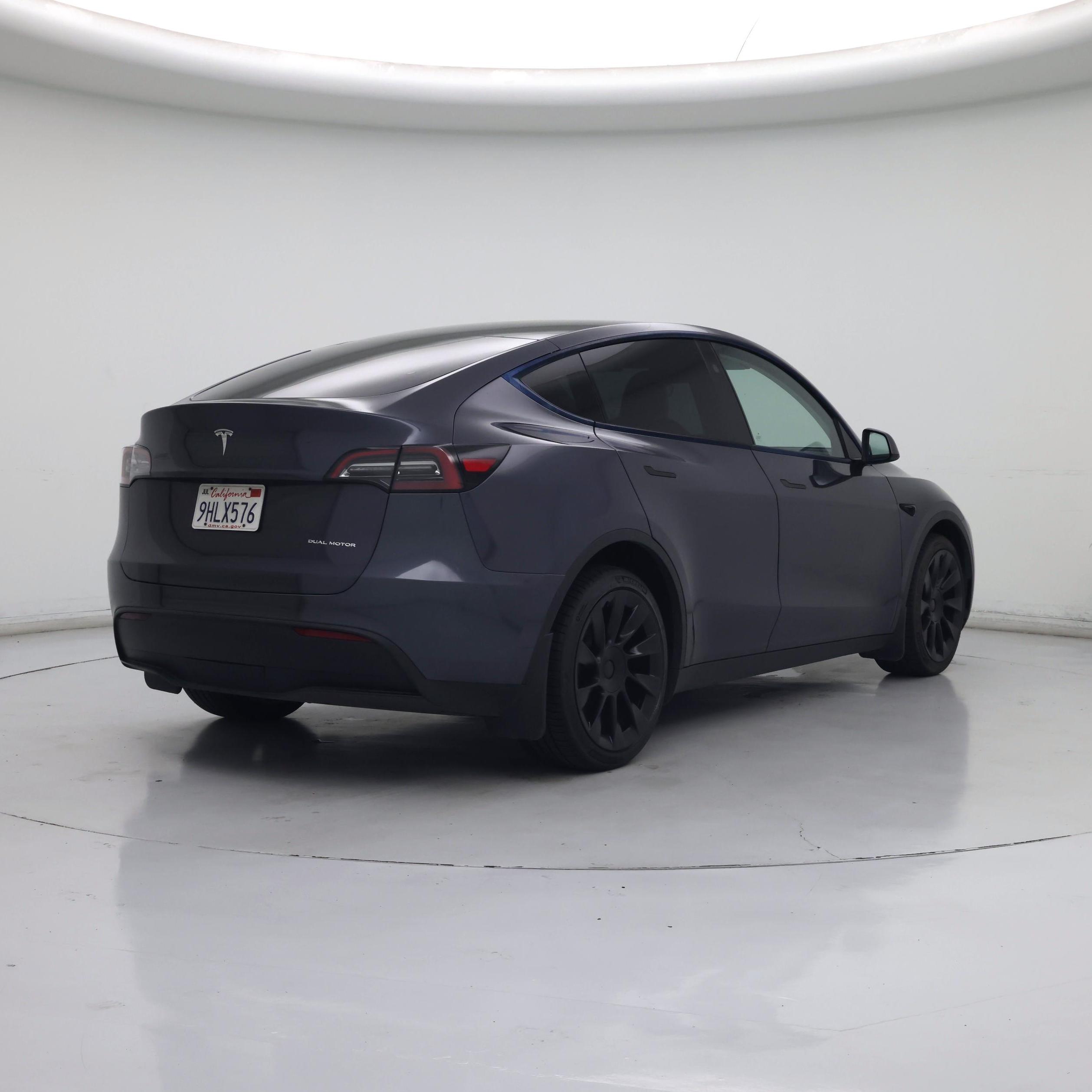 Thumbnail: 2023 Tesla Model Y - 8