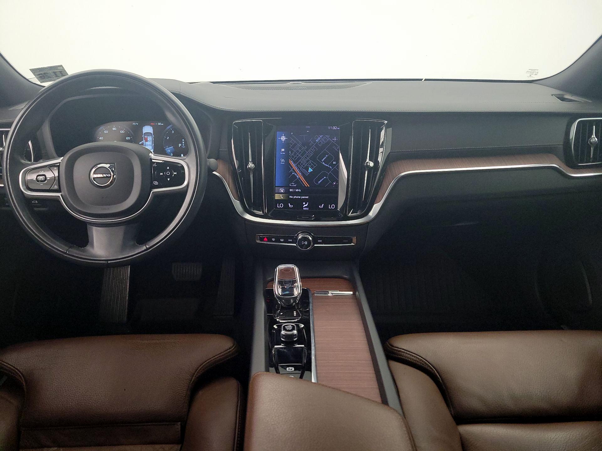 Thumbnail: 2022 Volvo S60 - 9