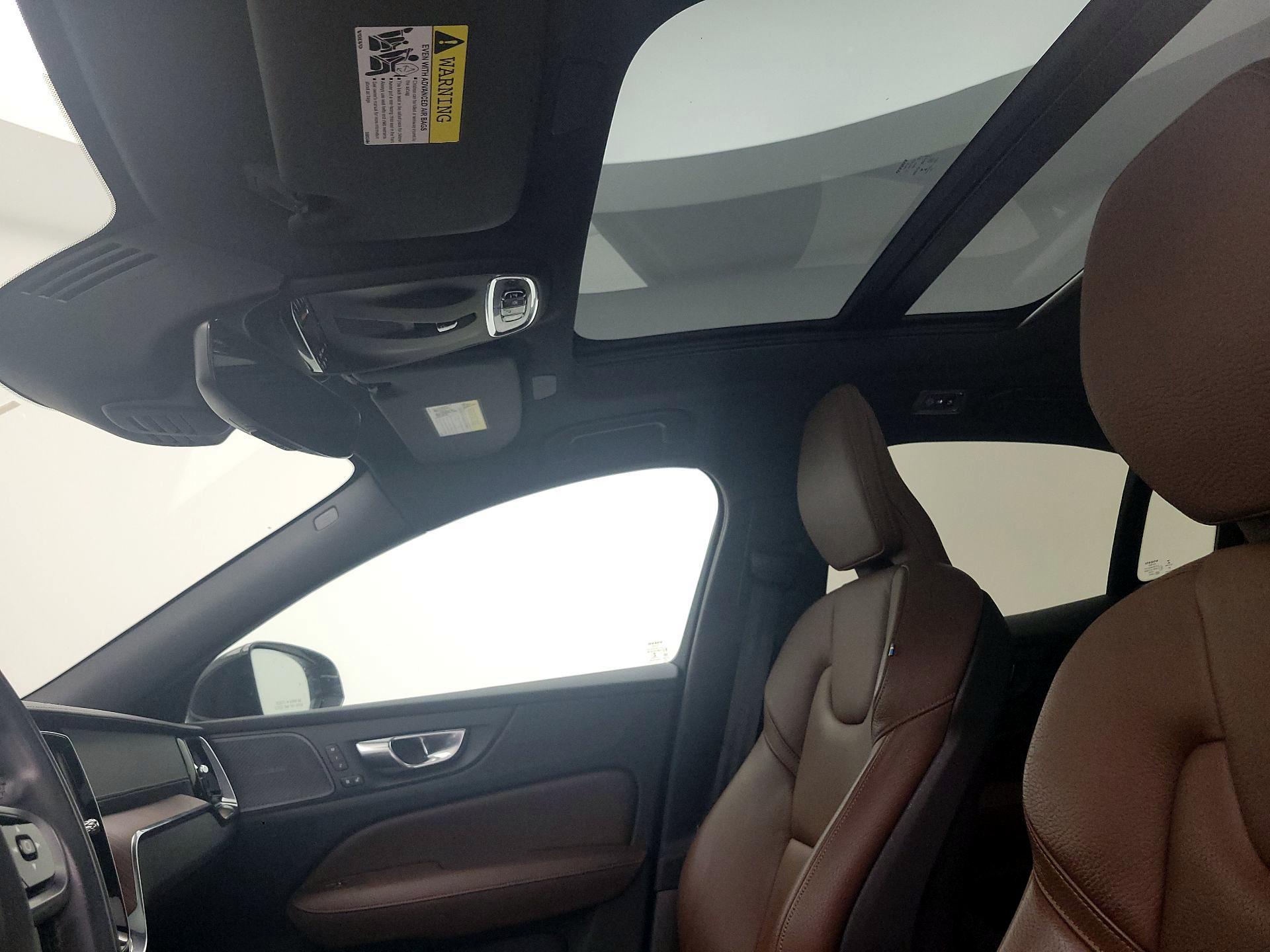 Thumbnail: 2022 Volvo S60 - 20