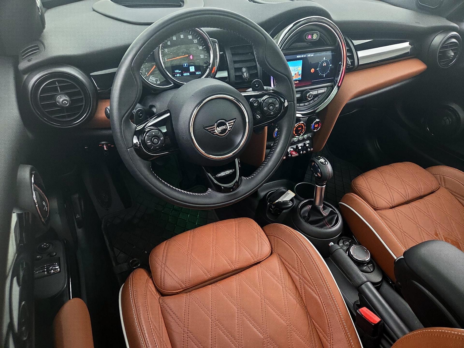 Thumbnail: 2019 MINI Cooper Hardtop - 9