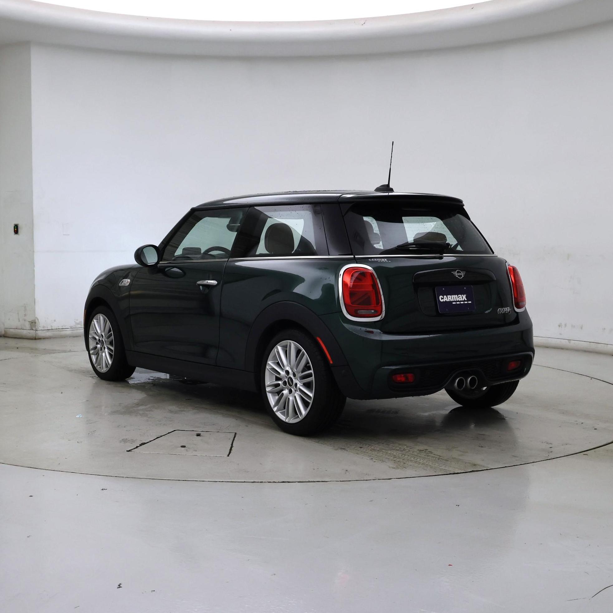 Thumbnail: 2019 MINI Cooper Hardtop - 2