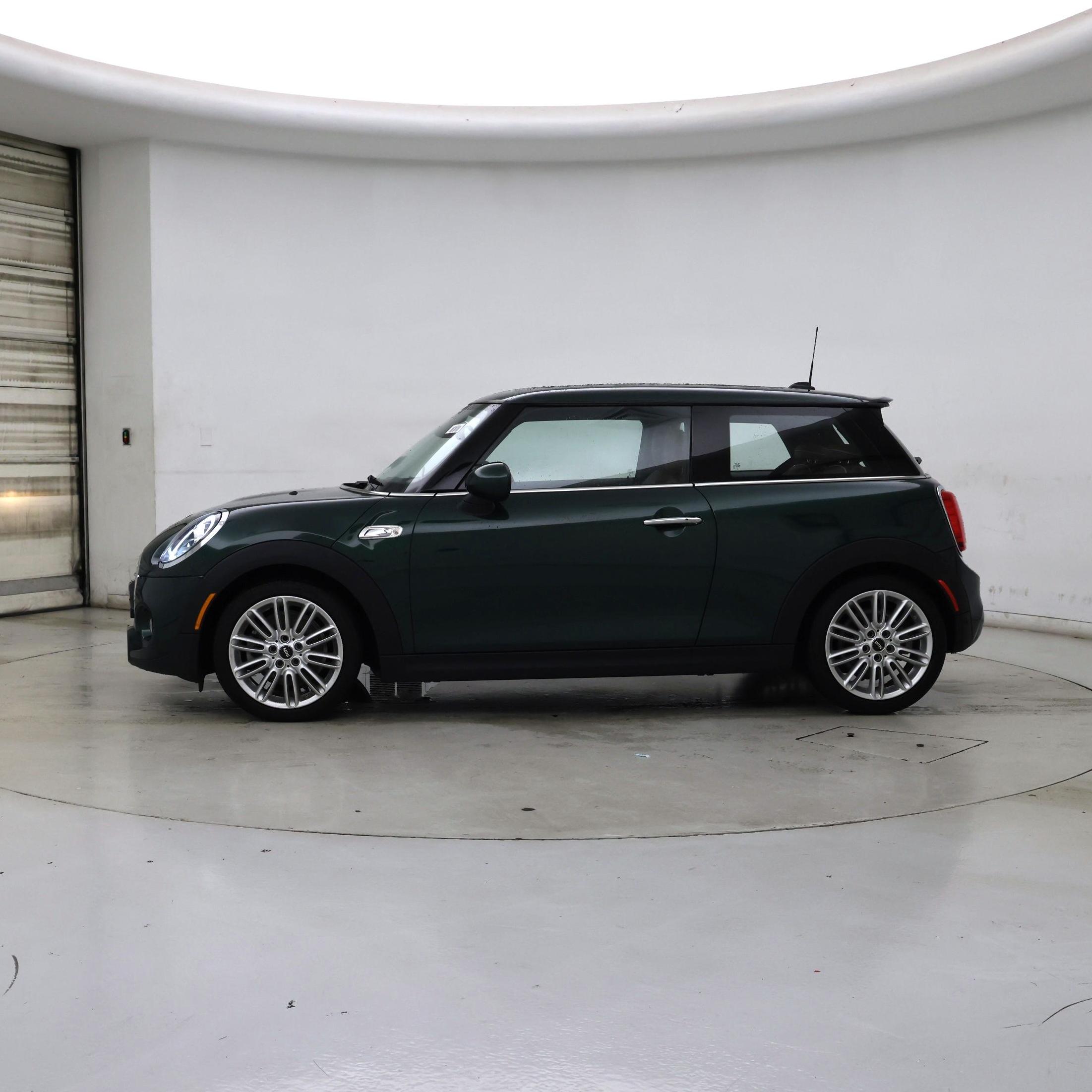 Thumbnail: 2019 MINI Cooper Hardtop - 3
