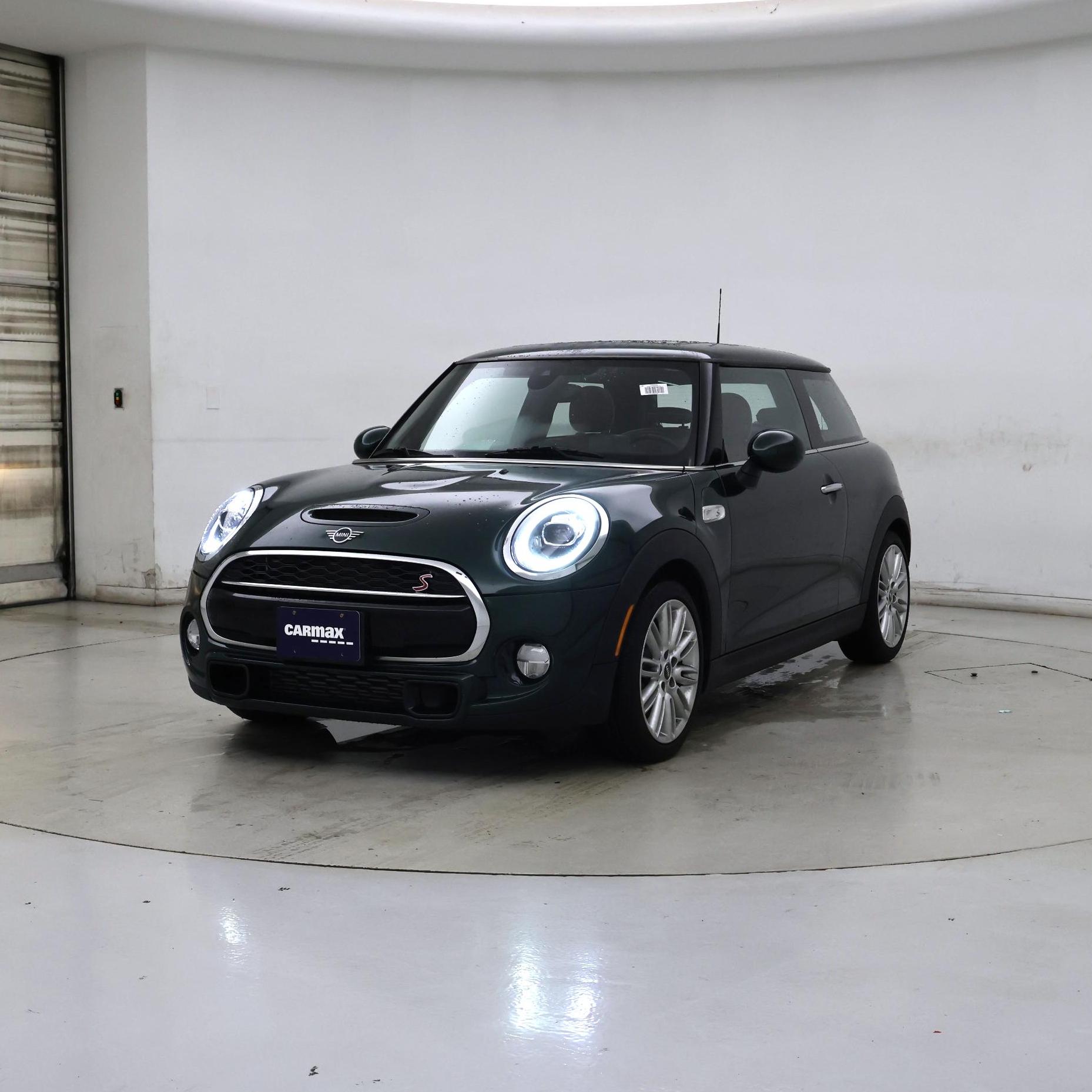 Thumbnail: 2019 MINI Cooper Hardtop - 4