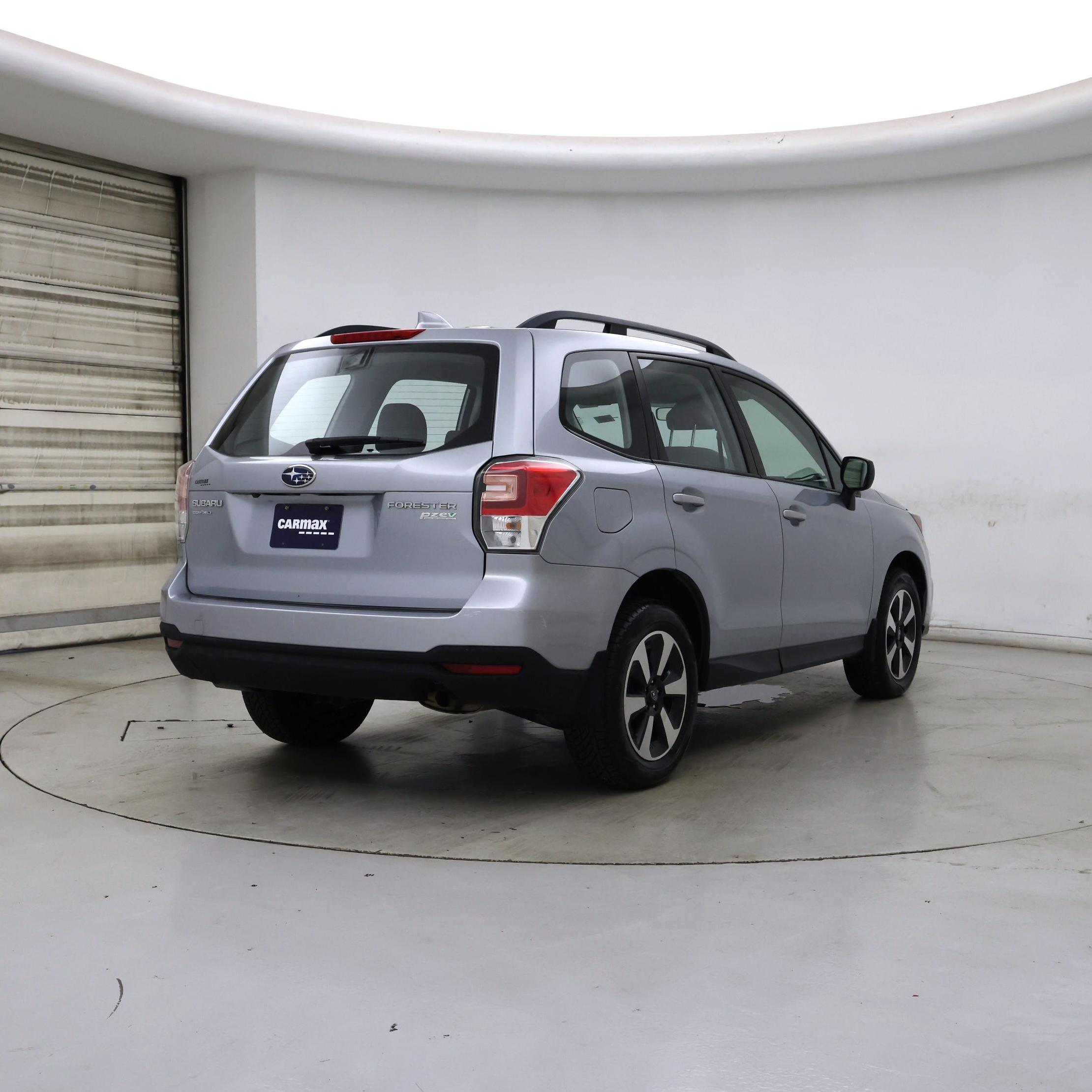 Thumbnail: 2017 Subaru Forester - 8