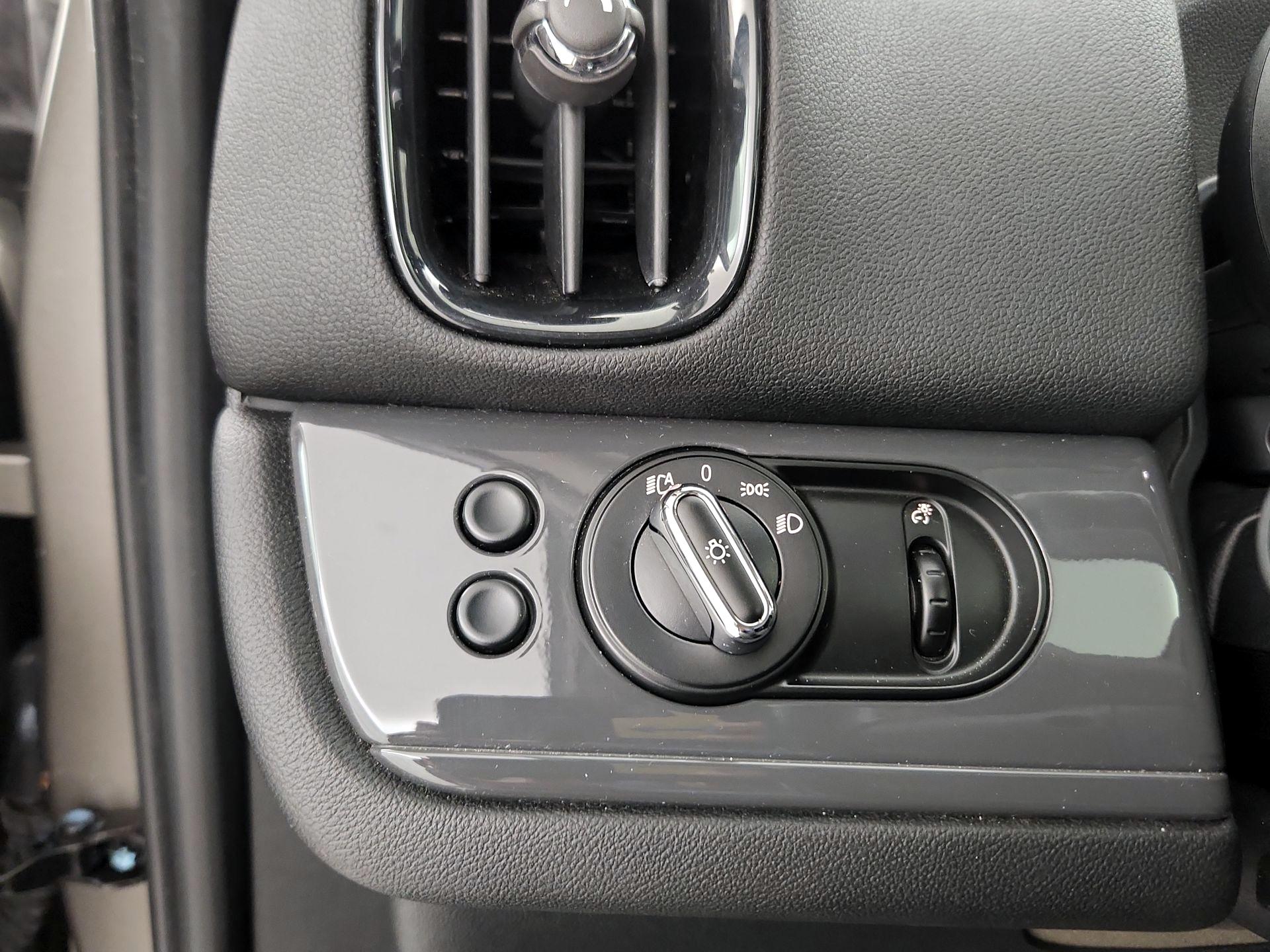 Thumbnail: 2018 MINI Cooper Countryman - 13