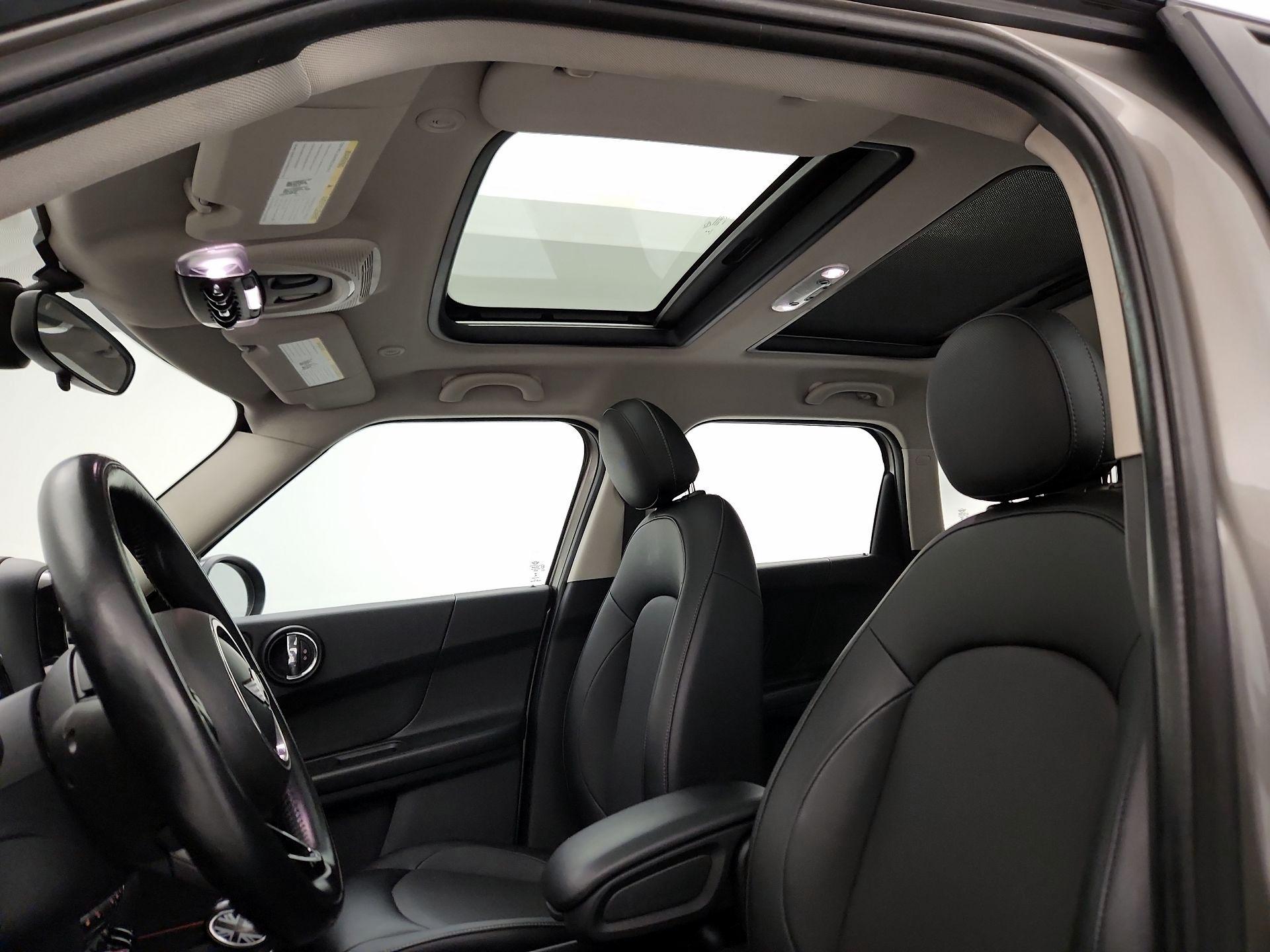 Thumbnail: 2018 MINI Cooper Countryman - 19