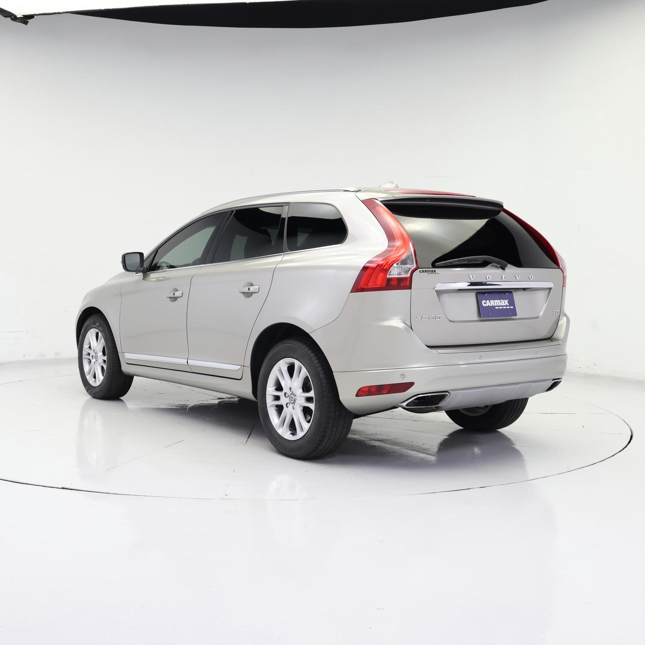 Thumbnail: 2016 Volvo XC60 - 2
