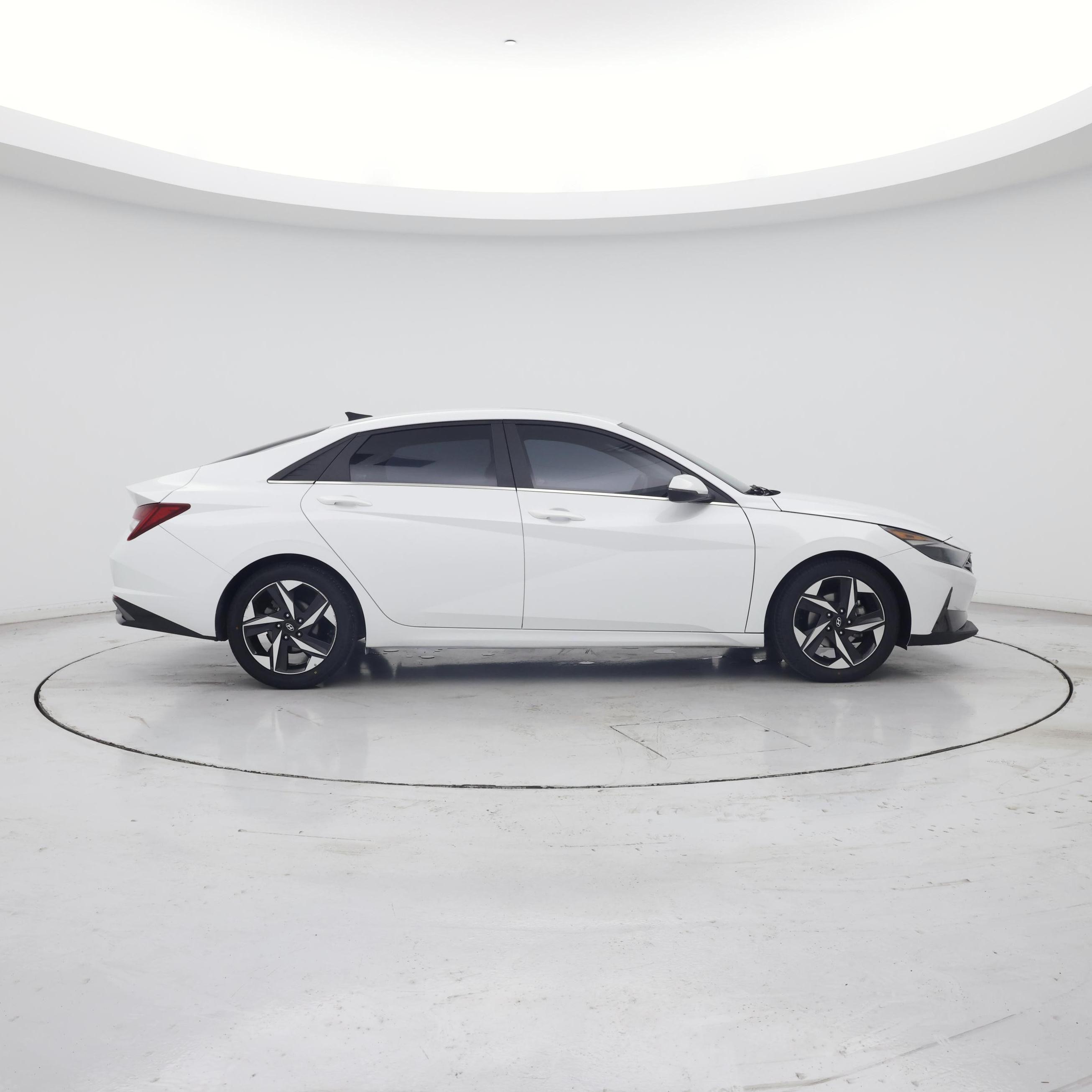Thumbnail: 2021 Hyundai Elantra - 7