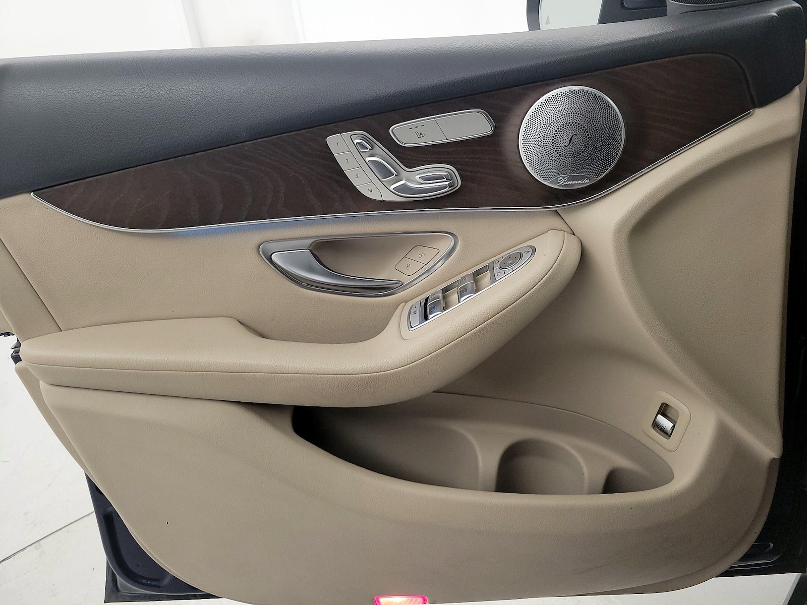 2019 Mercedes-Benz GLC GLC300 - Photo 13