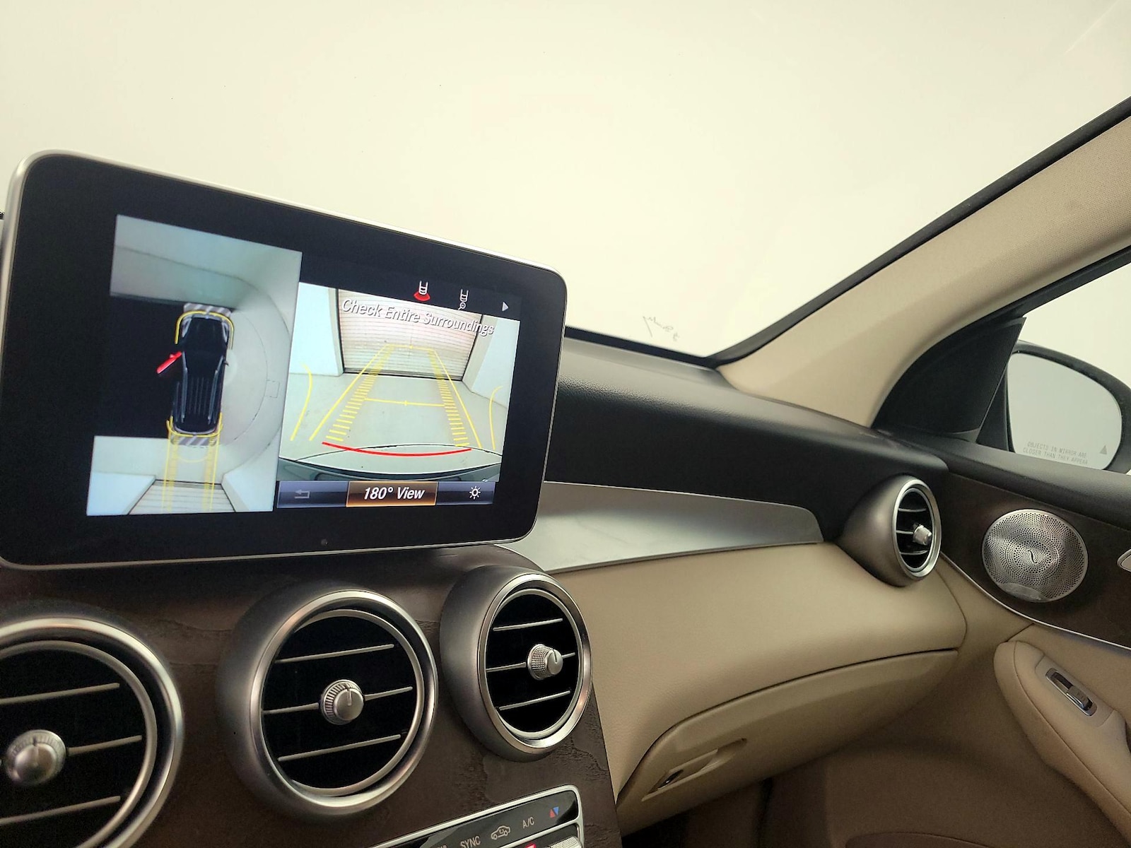 2019 Mercedes-Benz GLC GLC300 - Photo 15