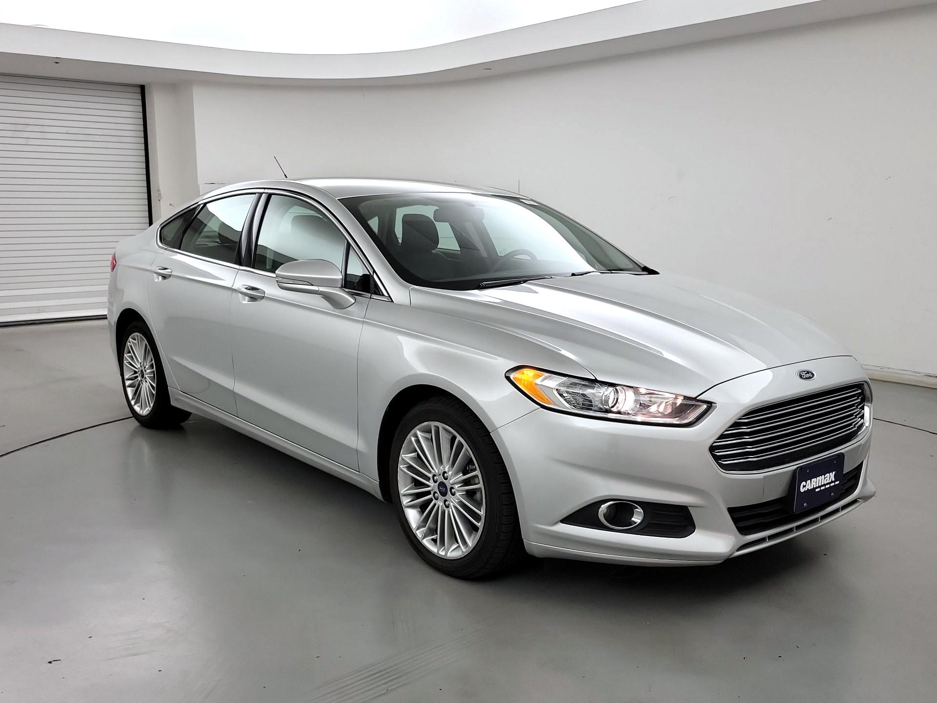 Thumbnail: 2016 Ford Fusion - 1