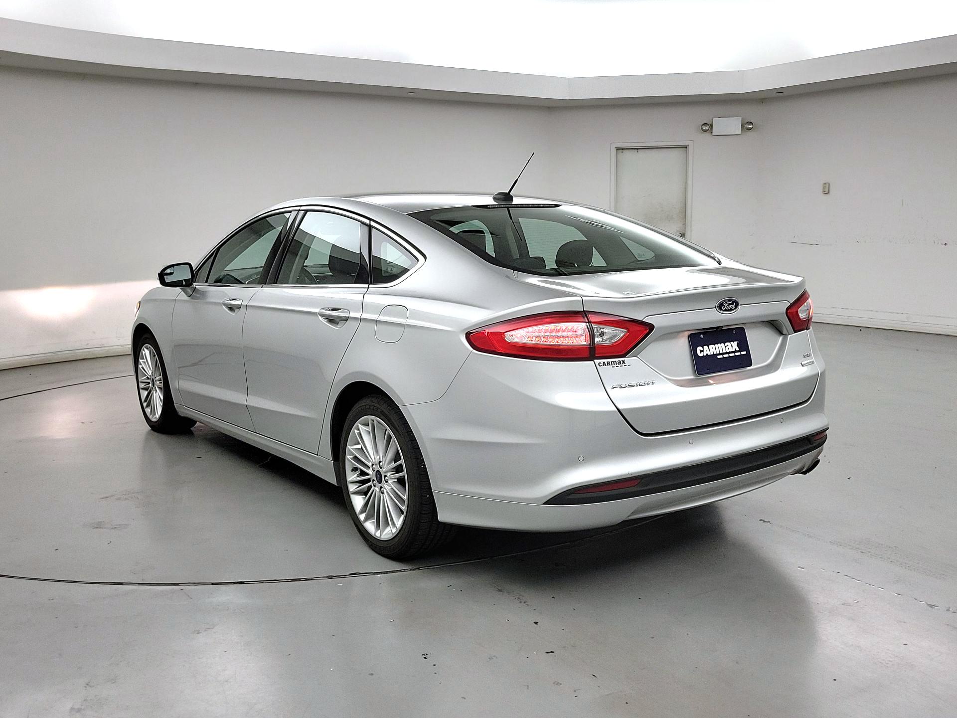 Thumbnail: 2016 Ford Fusion - 7