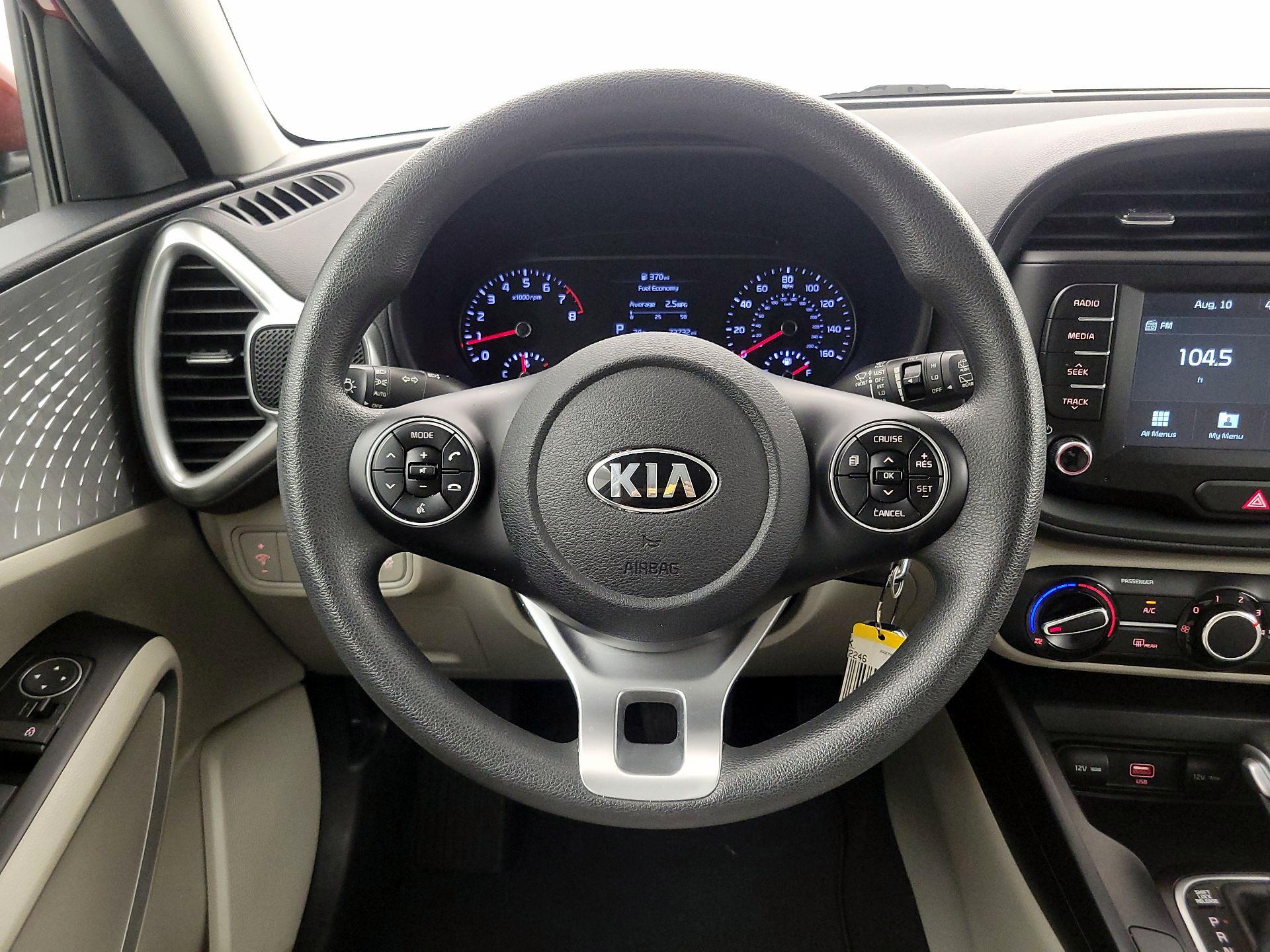 Thumbnail: 2020 Kia Soul - 10