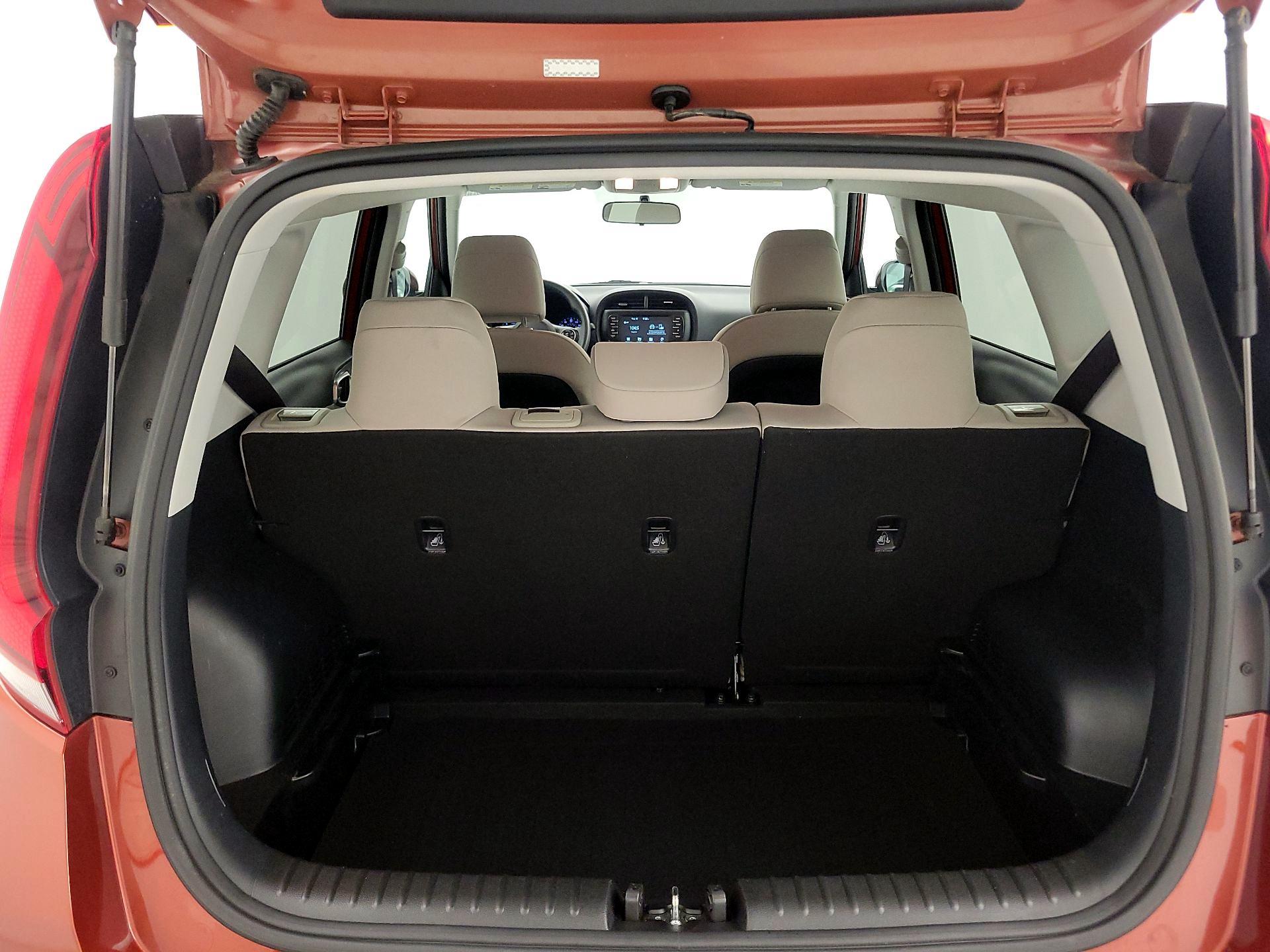 Thumbnail: 2020 Kia Soul - 20