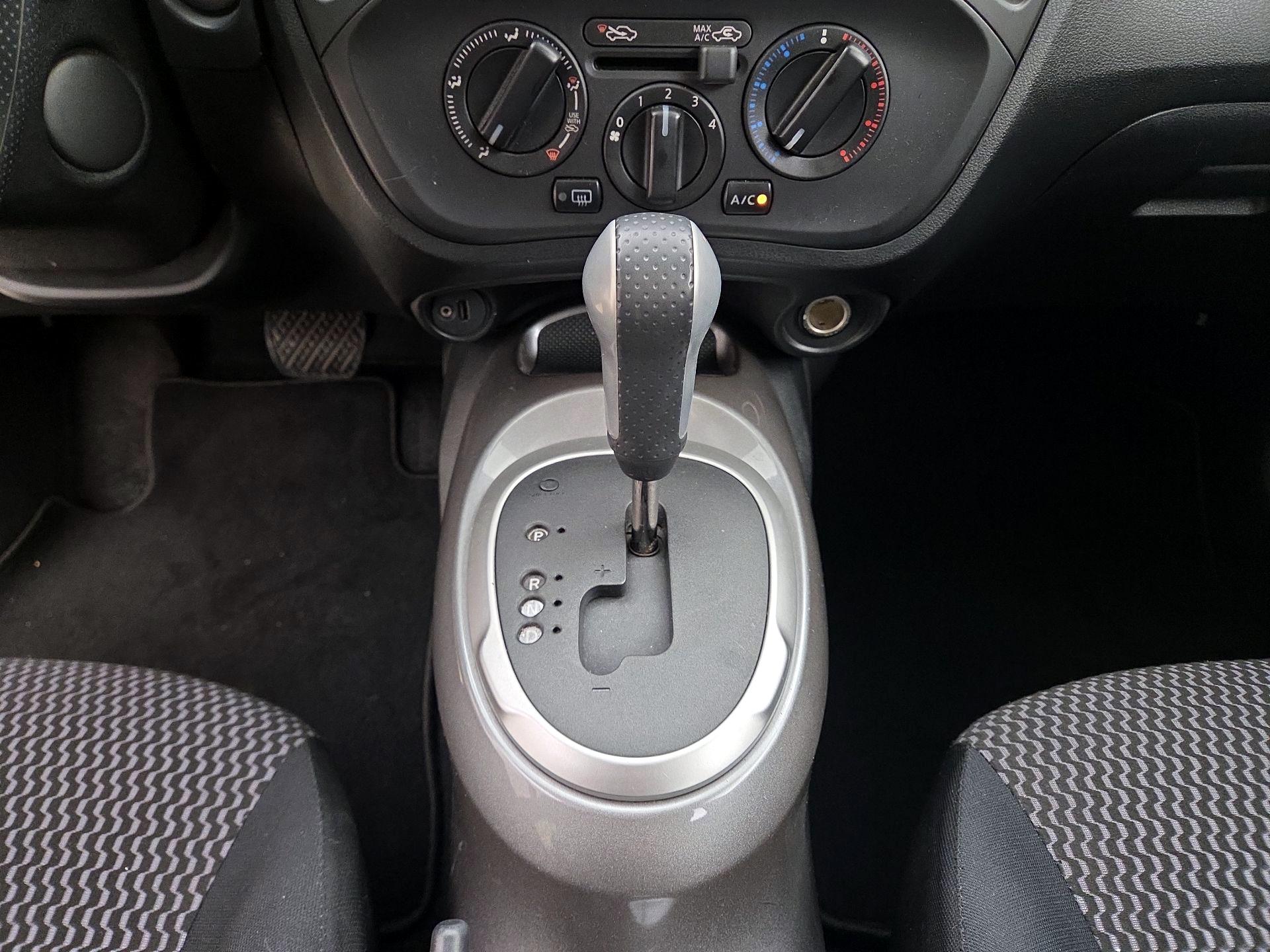 Thumbnail: 2015 Nissan Juke - 17