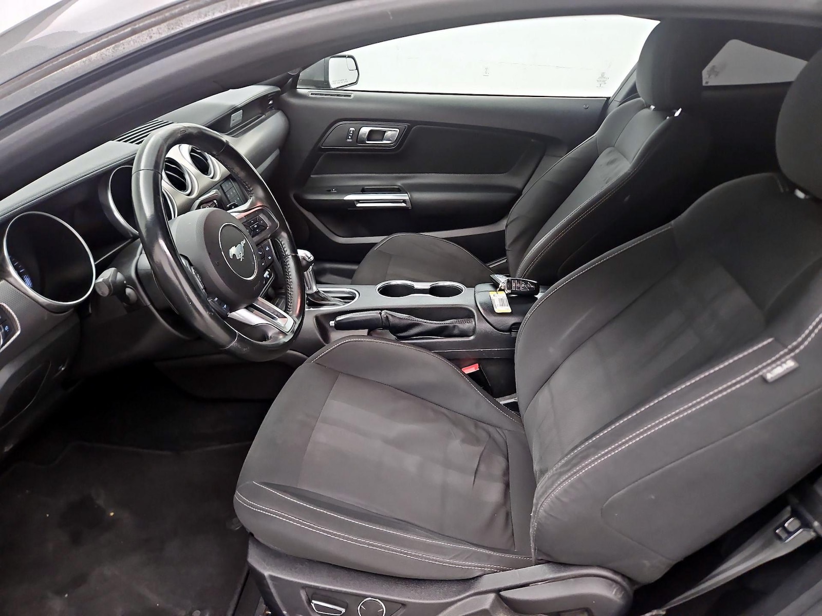 Power Seat(s) & Side Airbags
