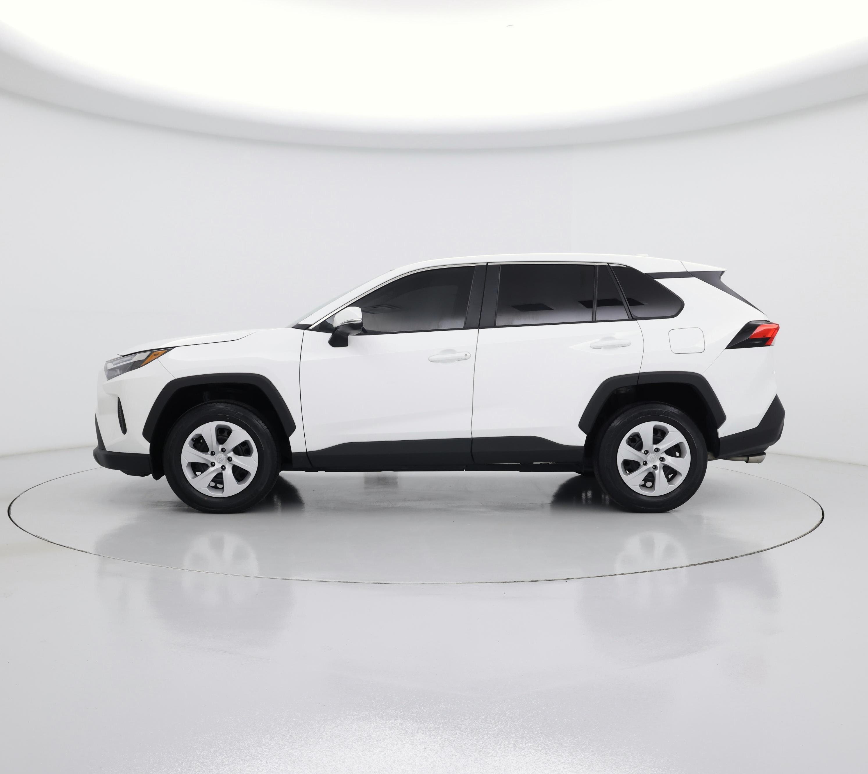 Thumbnail: 2024 Toyota RAV4 - 3