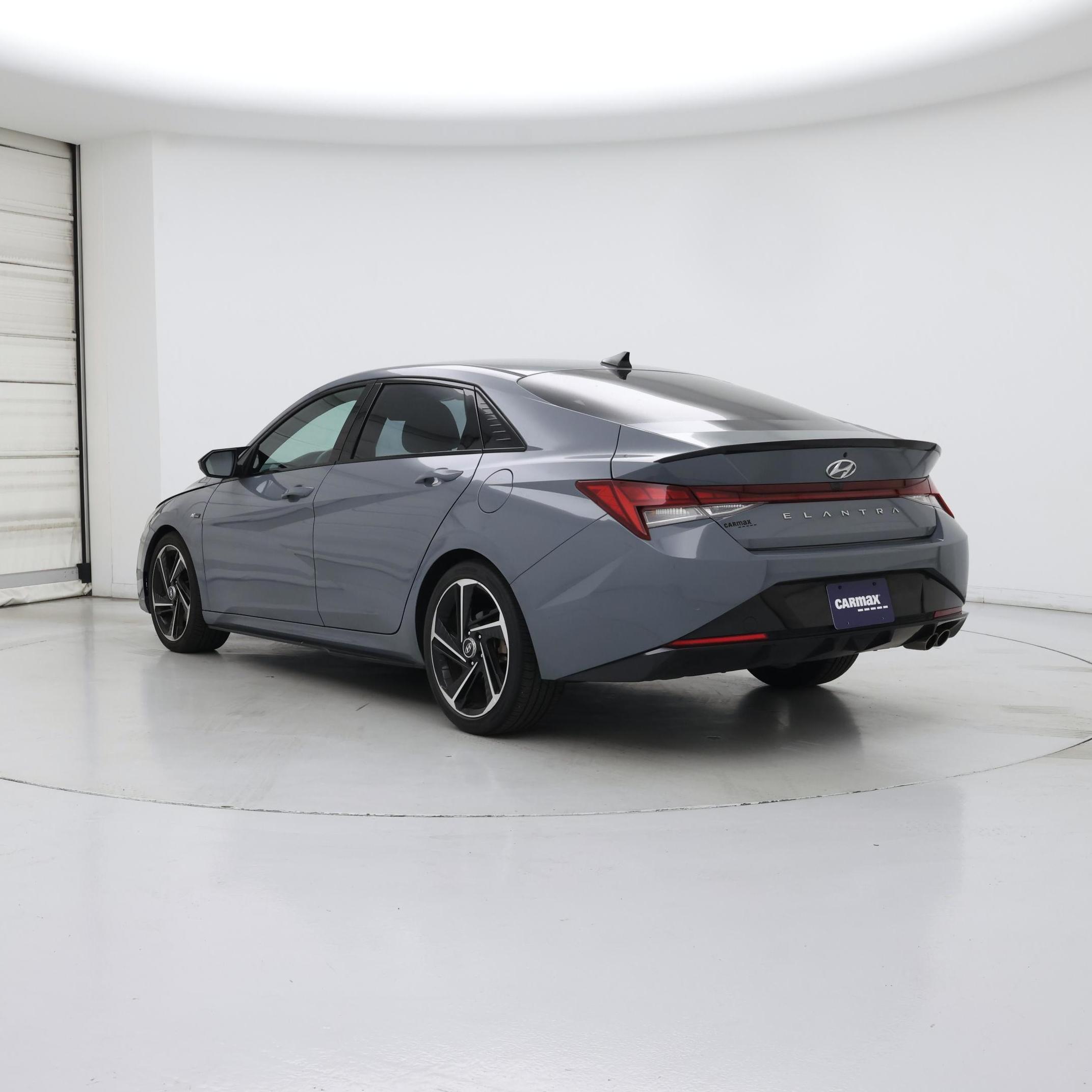 Thumbnail: 2023 Hyundai Elantra - 2