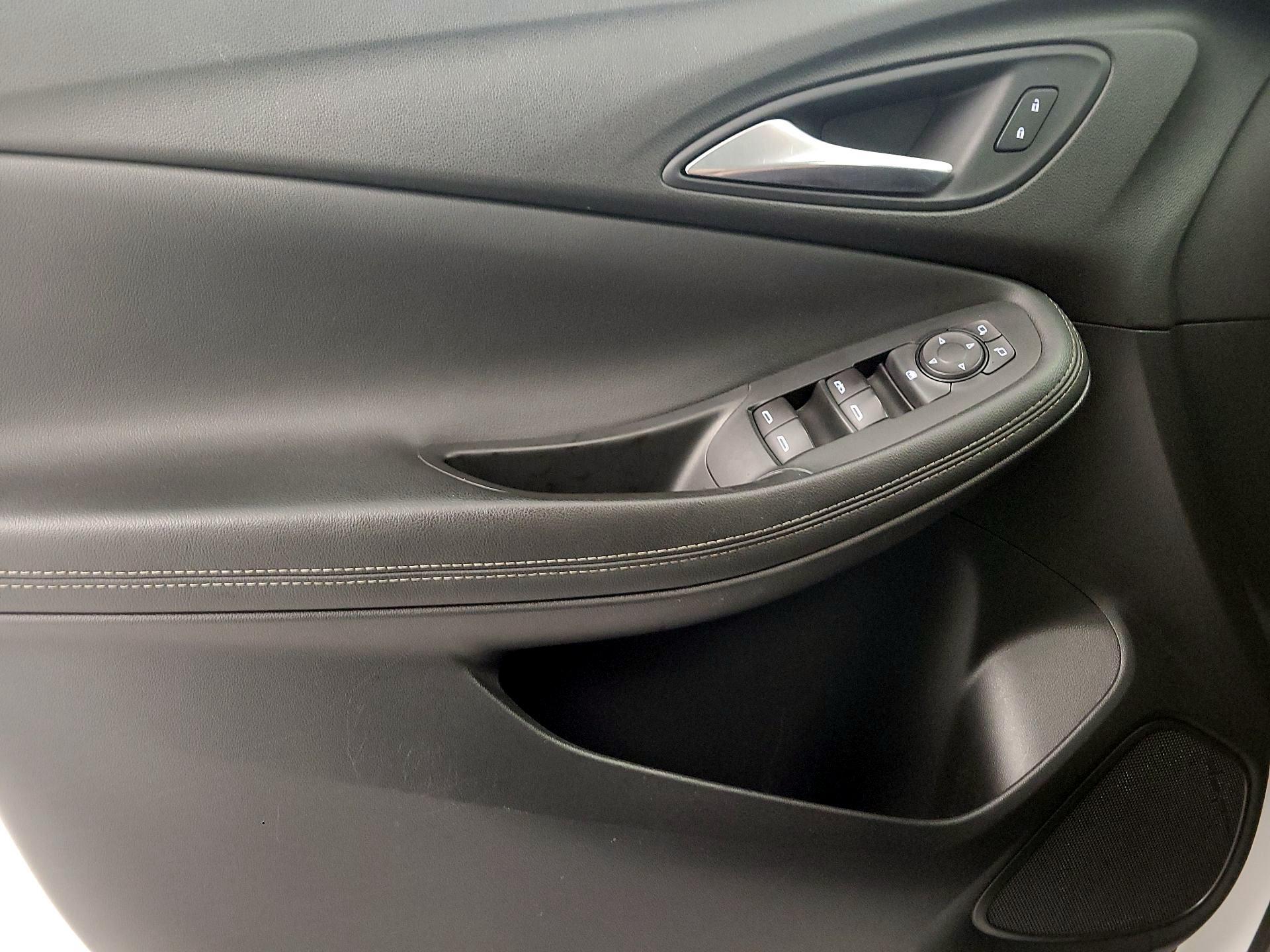 Thumbnail: 2021 Buick Encore GX - 12