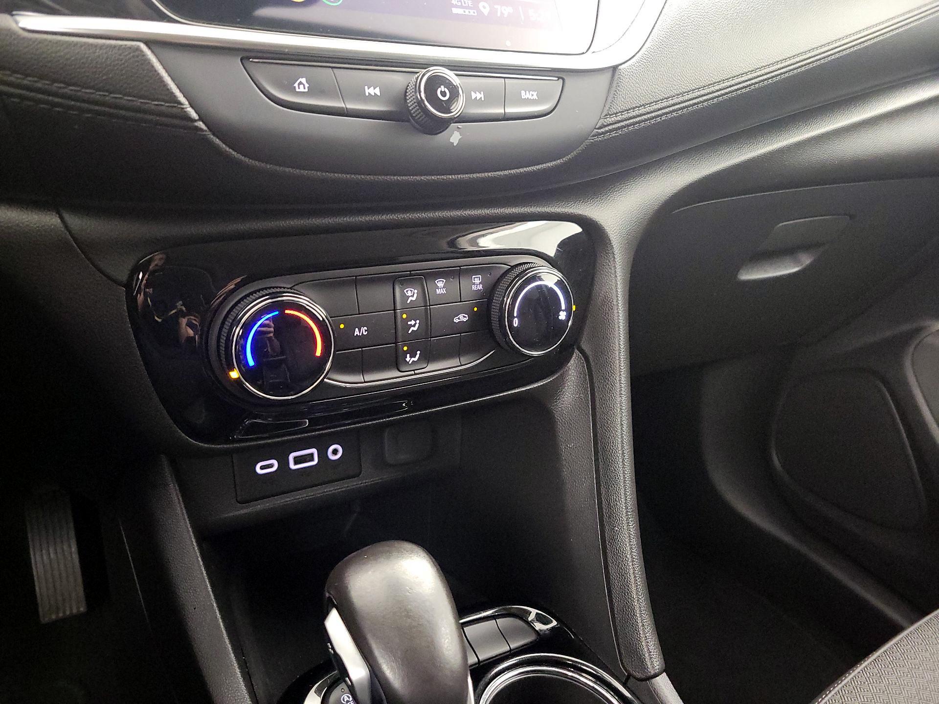 Thumbnail: 2021 Buick Encore GX - 16