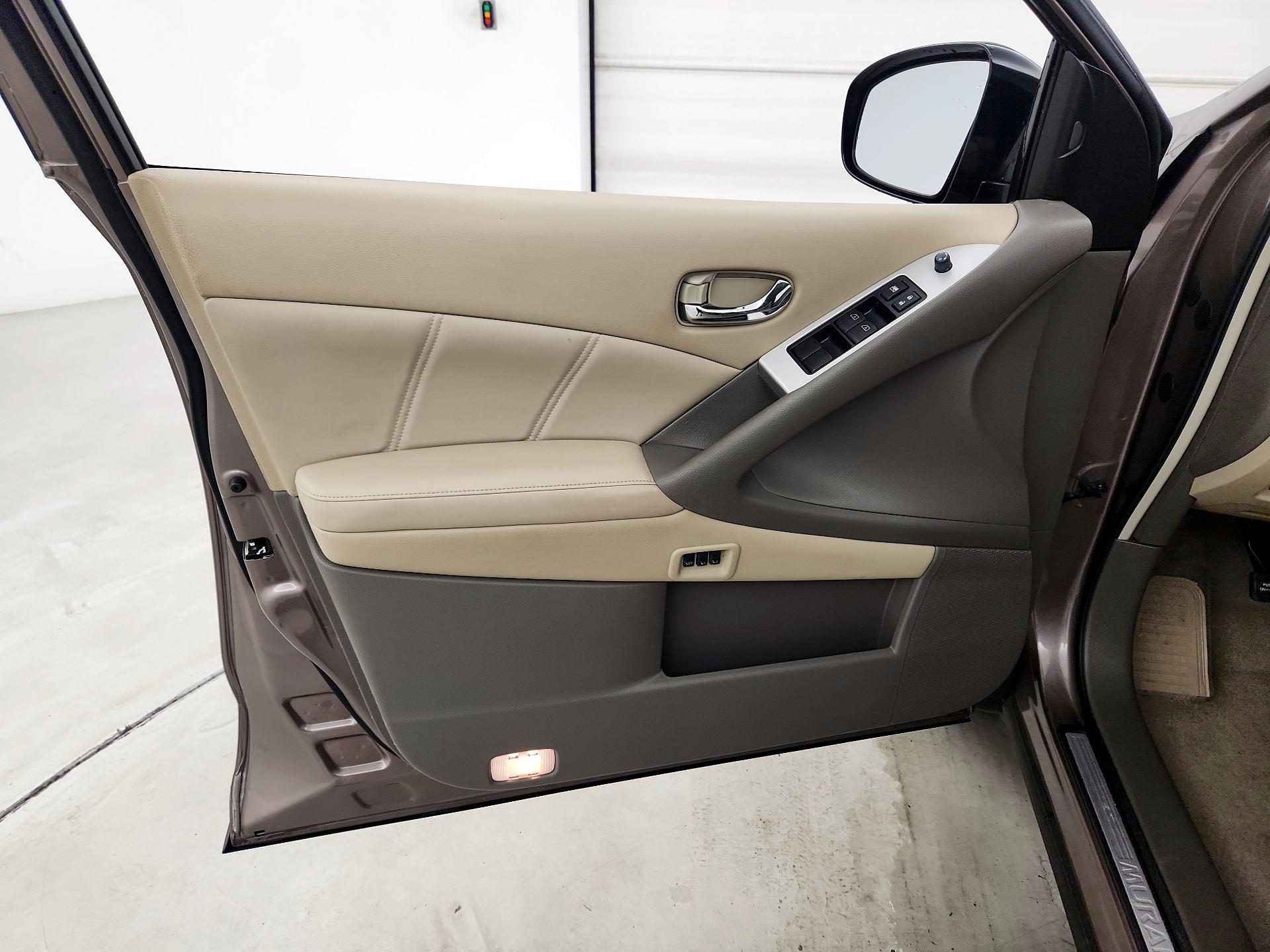 Thumbnail: 2014 Nissan Murano - 12