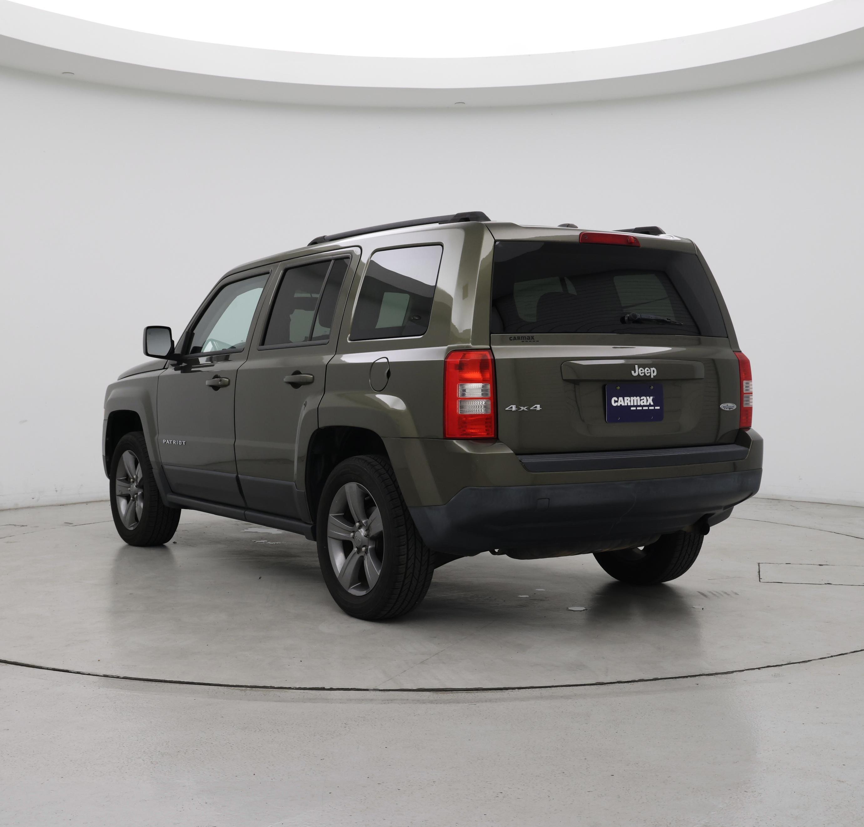 Thumbnail: 2015 Jeep Patriot - 2