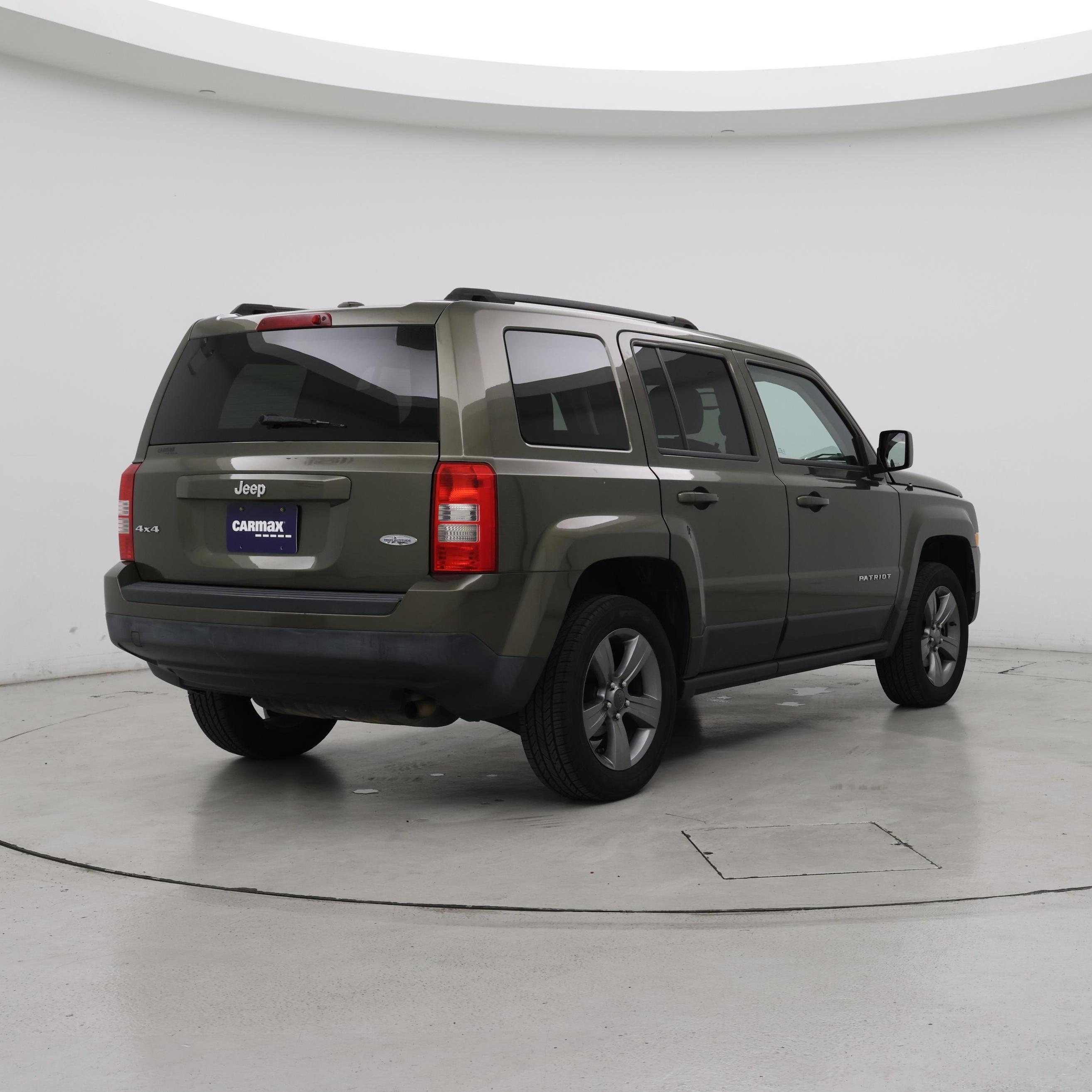 Thumbnail: 2015 Jeep Patriot - 8