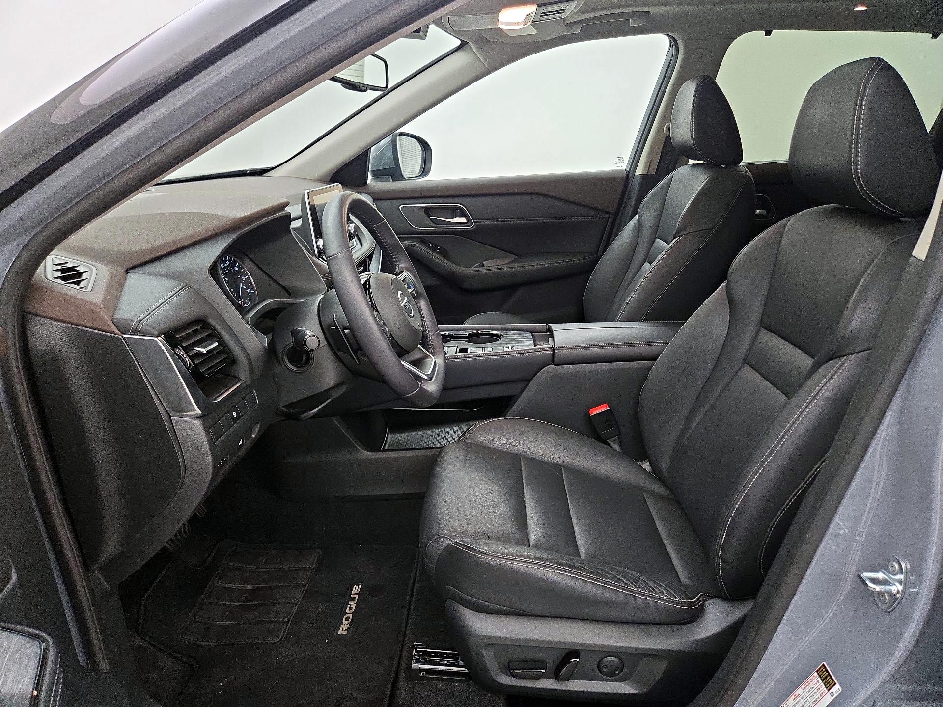 Thumbnail: 2021 Nissan Rogue - 11
