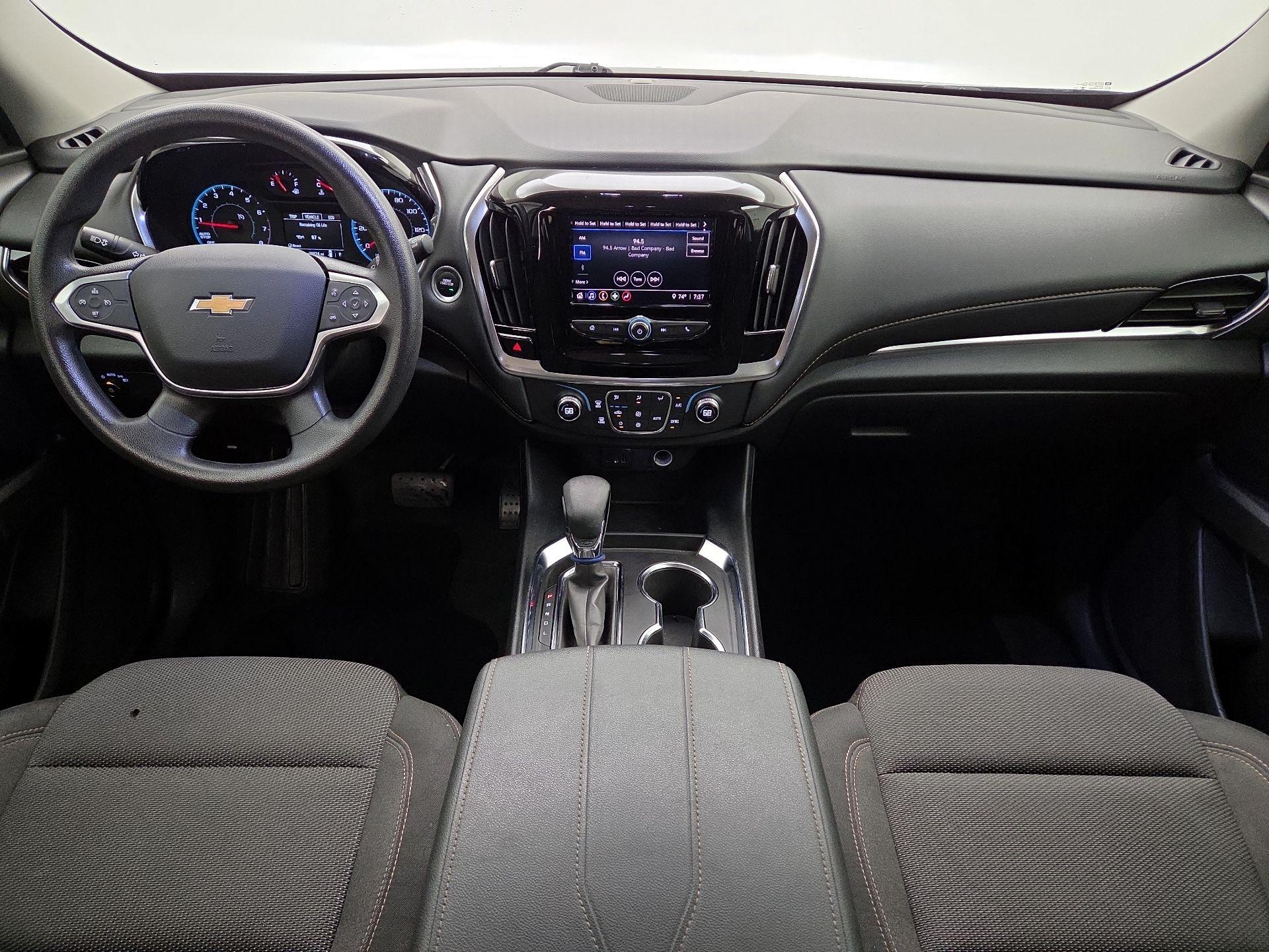 Thumbnail: 2021 Chevrolet Traverse - 9