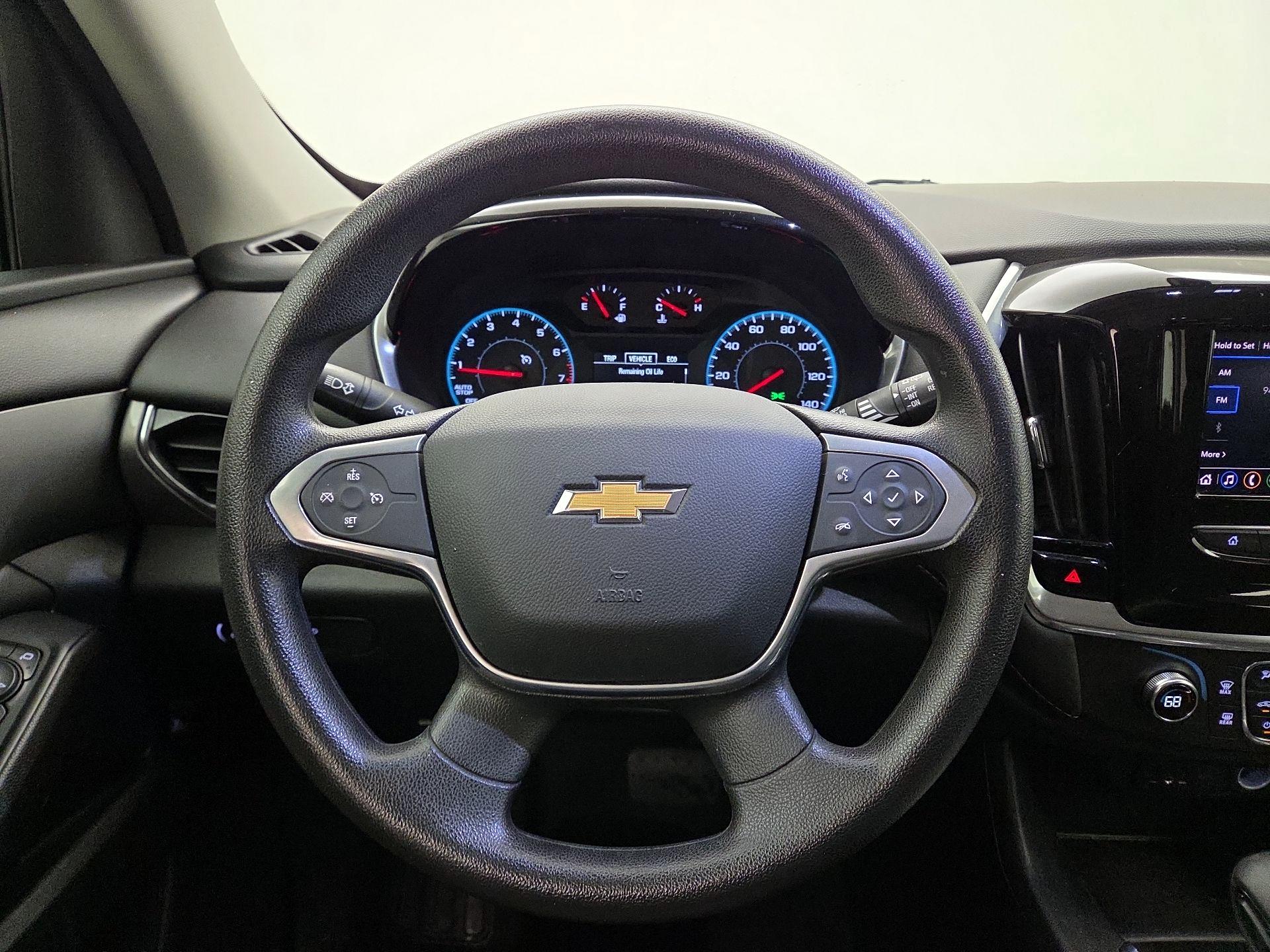 Thumbnail: 2021 Chevrolet Traverse - 10