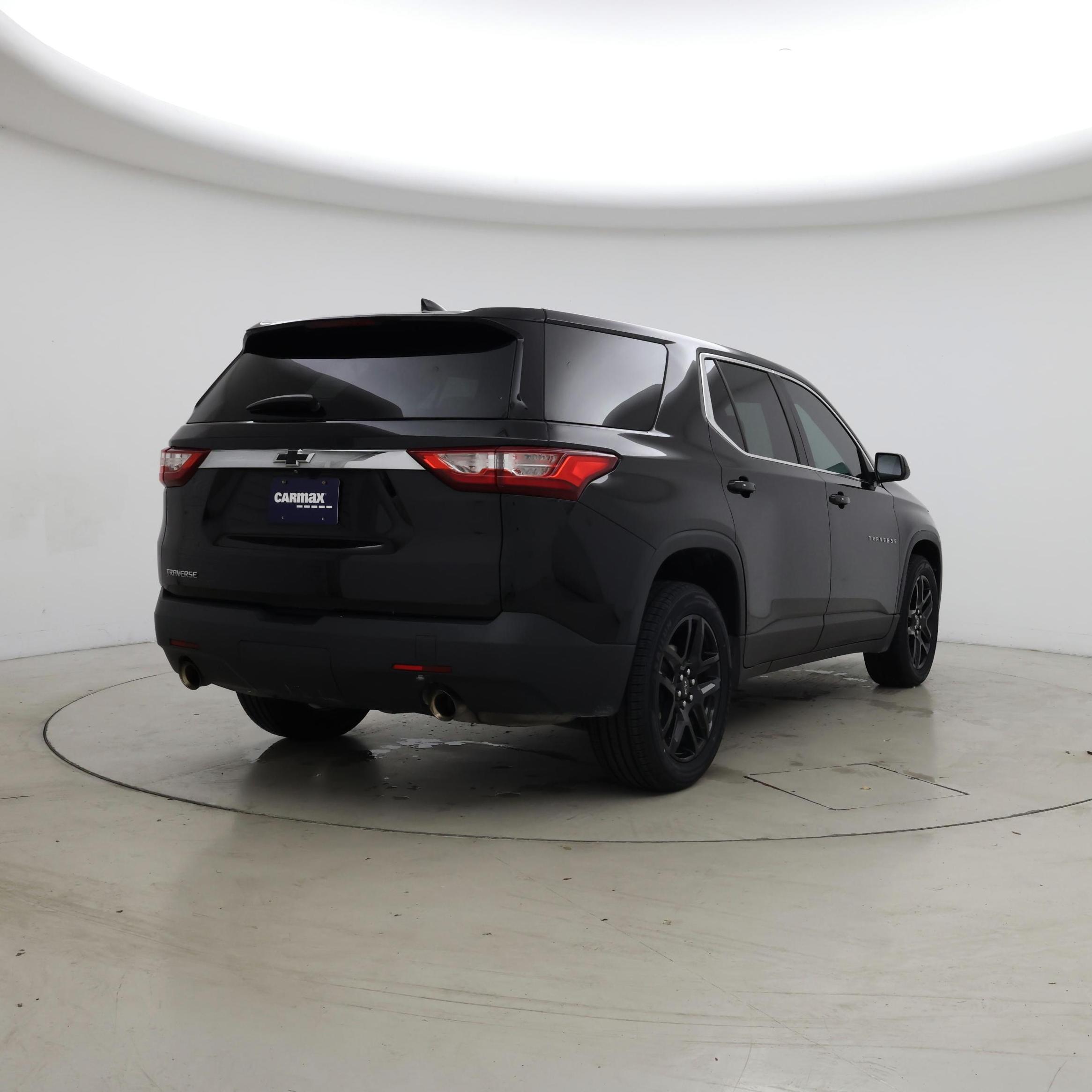 Thumbnail: 2021 Chevrolet Traverse - 8