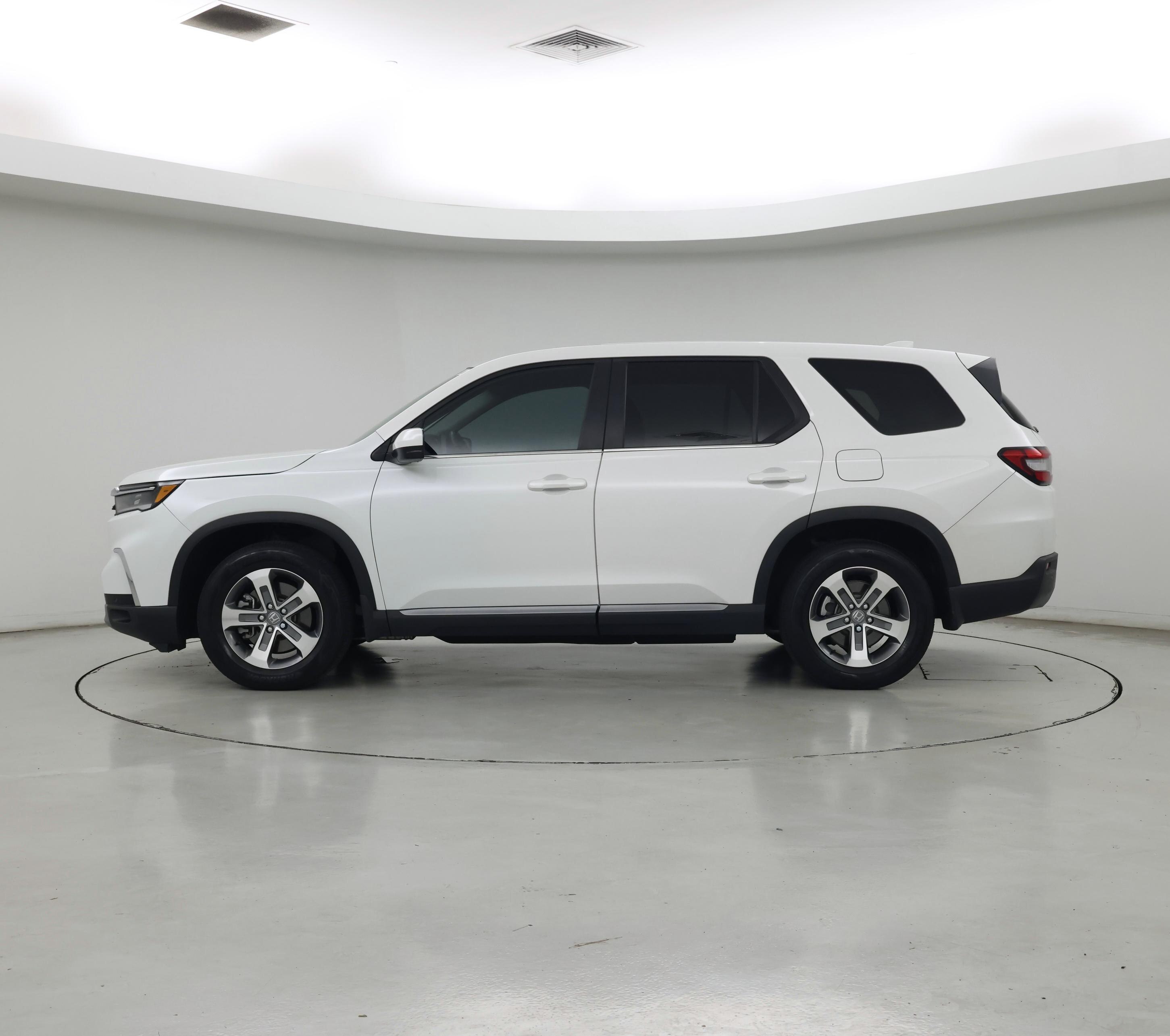 Thumbnail: 2024 Honda Pilot - 3