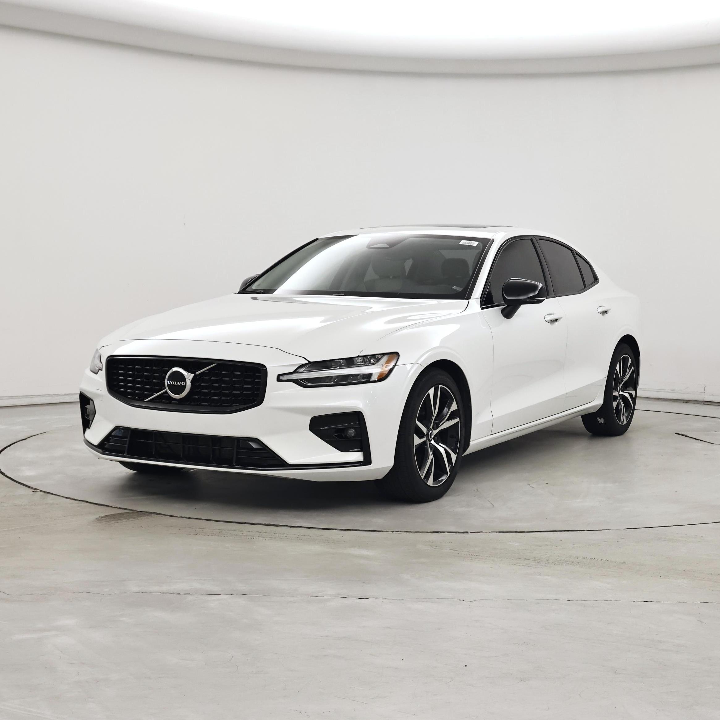 Thumbnail: 2024 Volvo S60 - 4