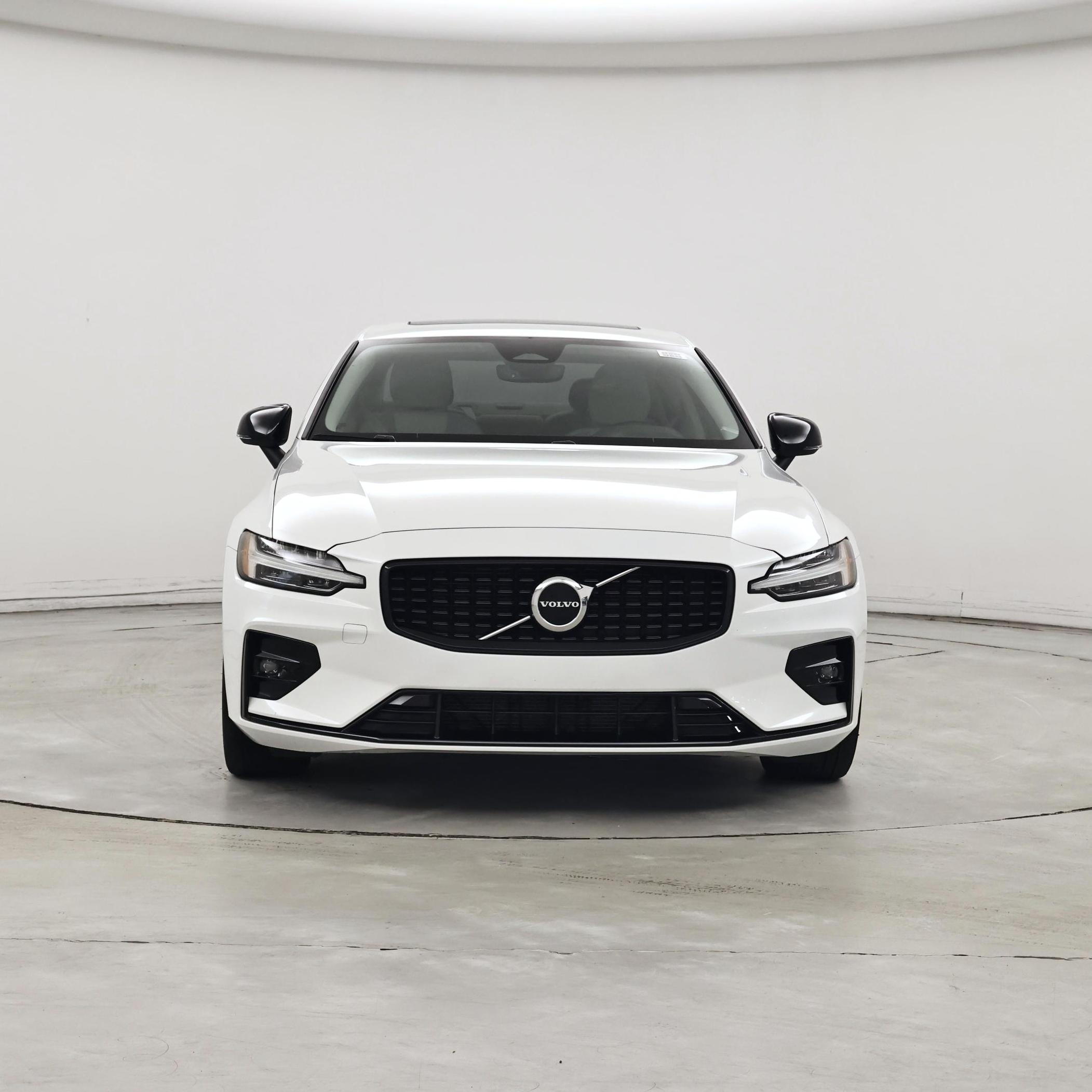 Thumbnail: 2024 Volvo S60 - 5