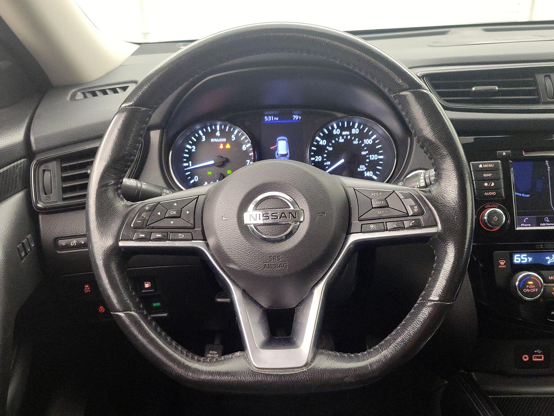 Thumbnail: 2018 Nissan Rogue - 10