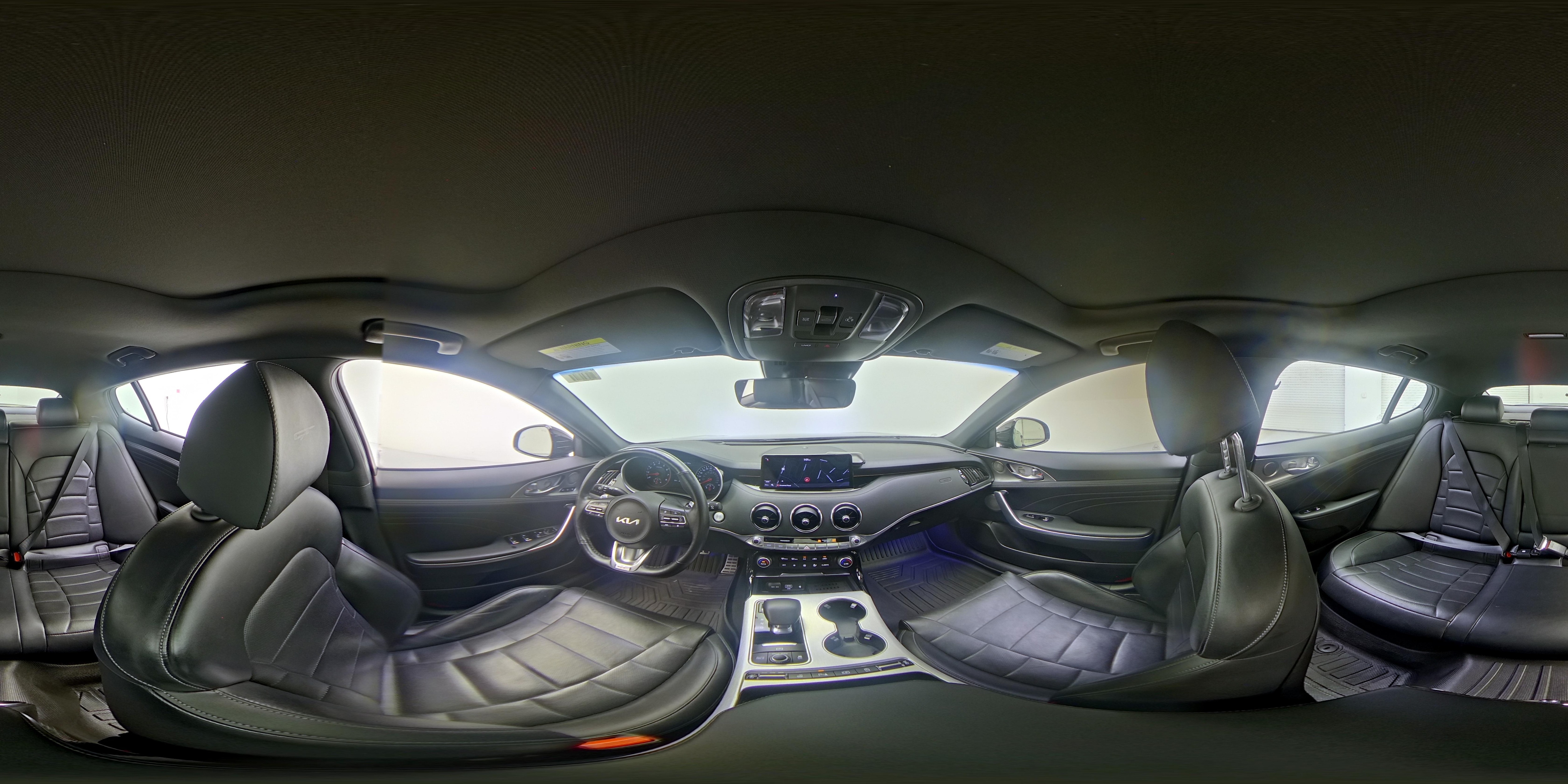 2022 Kia Stinger GT2 - Photo 26