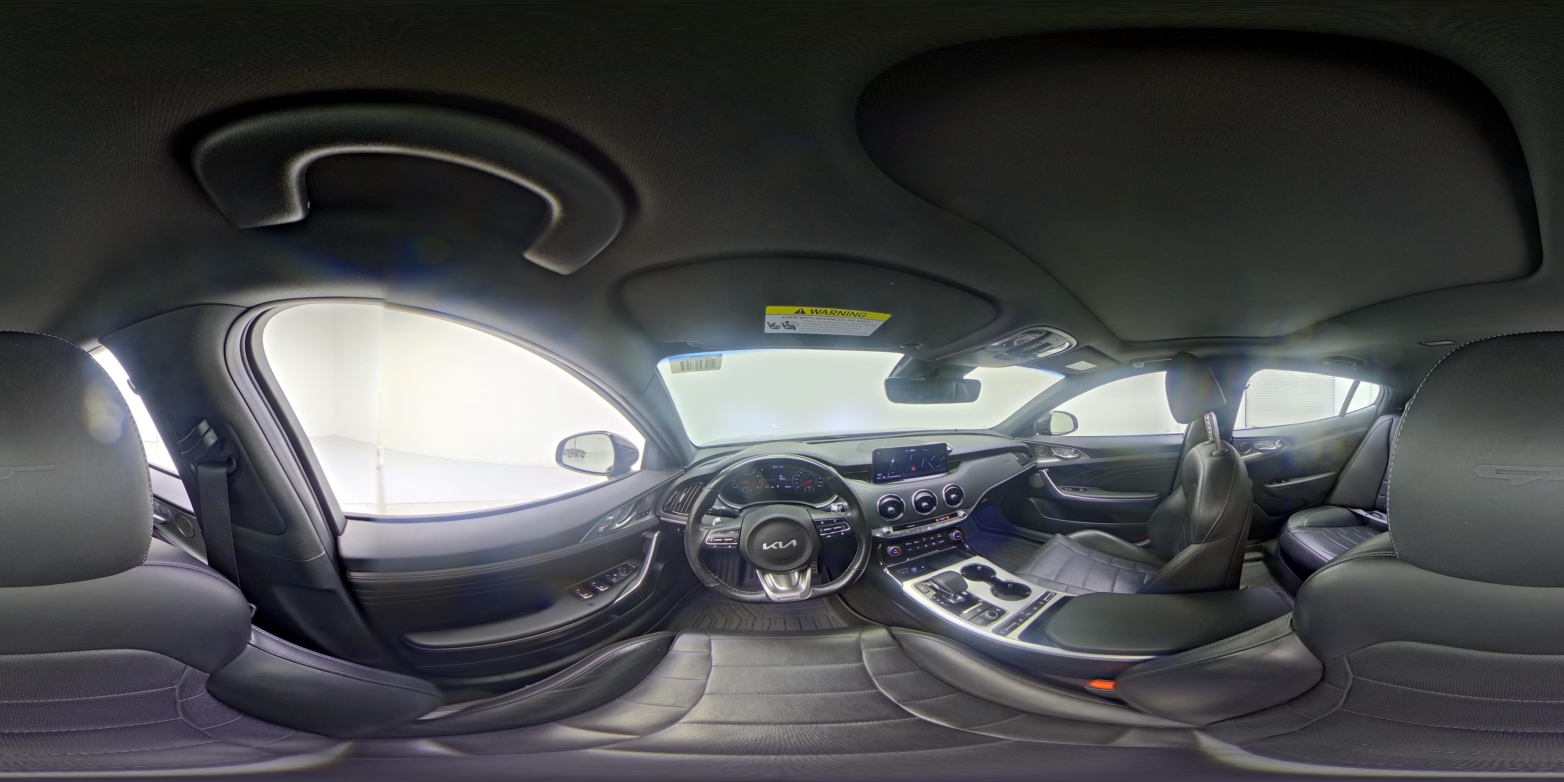 2022 Kia Stinger GT2 - Photo 28