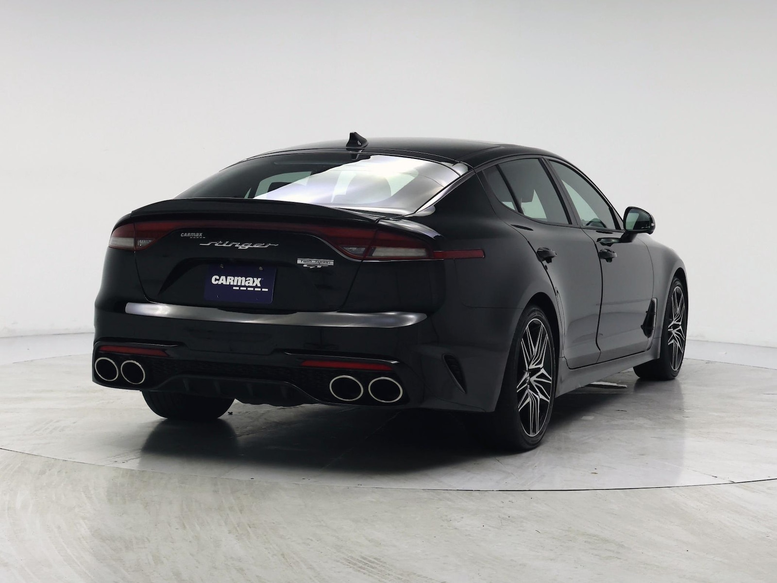 2022 Kia Stinger GT2 - Photo 9