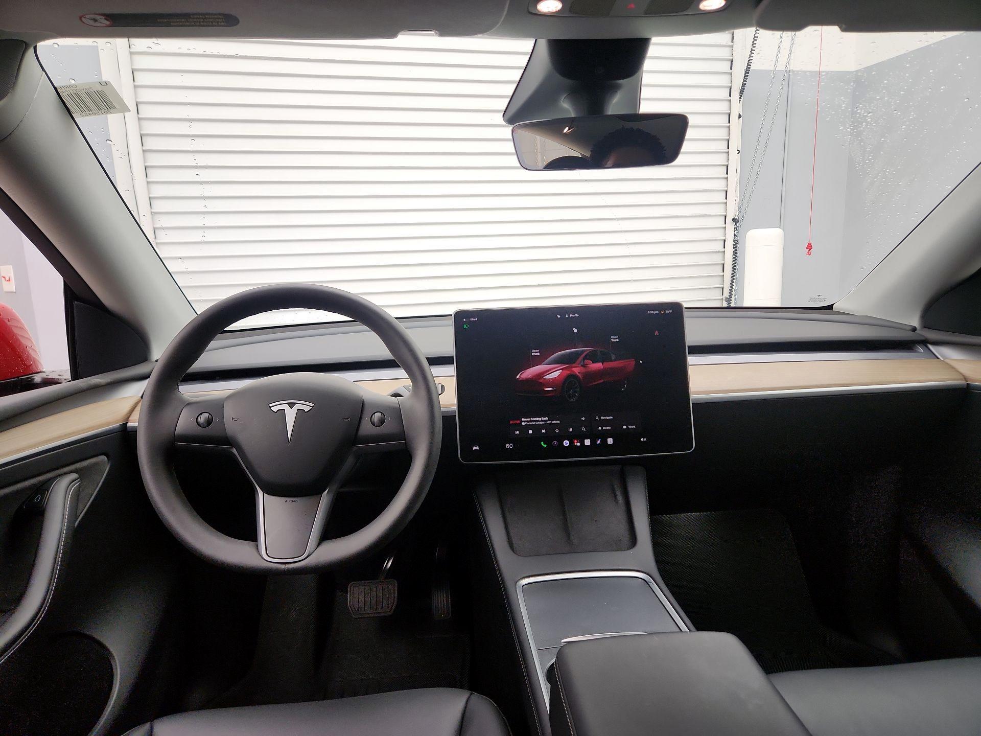 Thumbnail: 2023 Tesla Model Y - 9