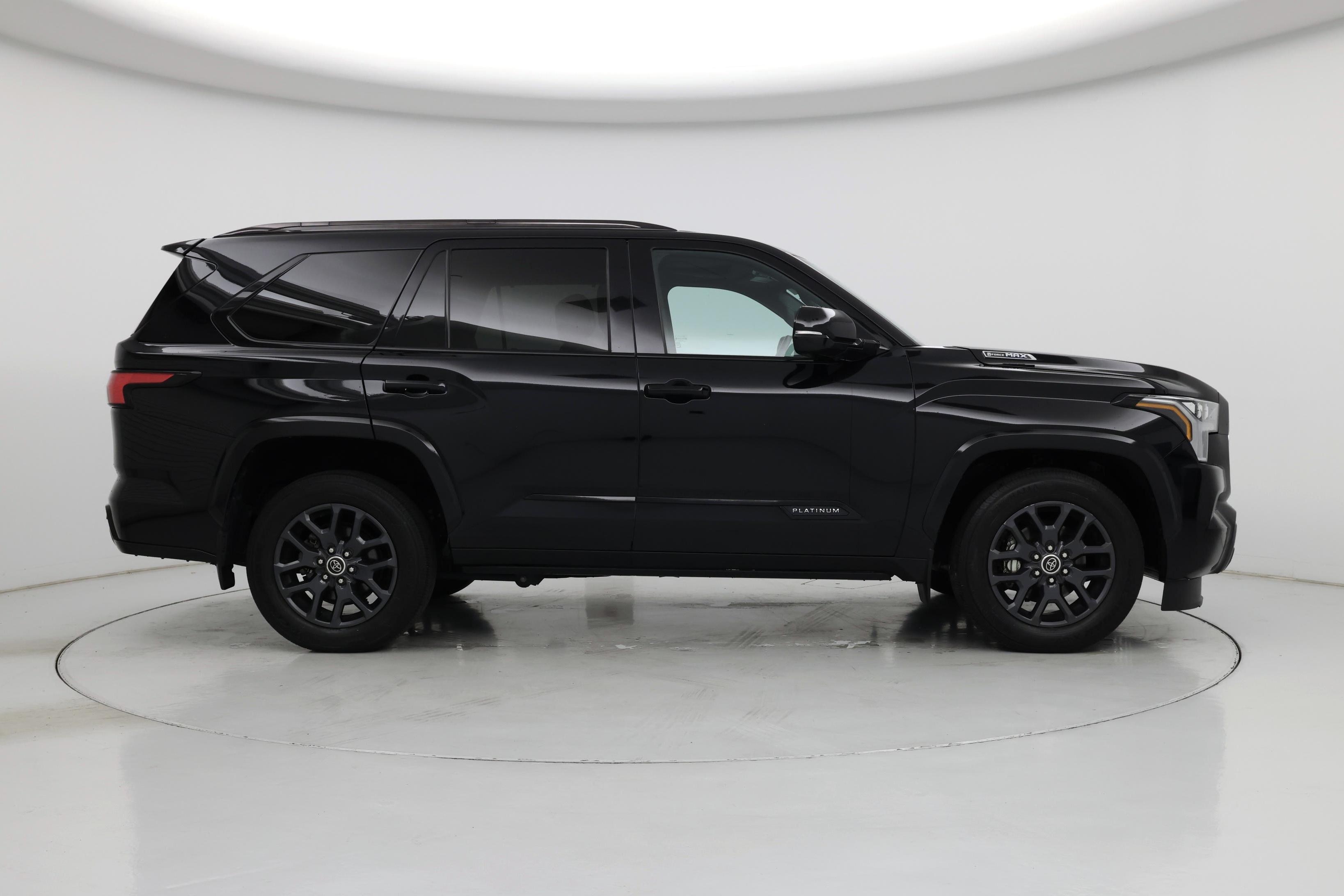 Thumbnail: 2023 Toyota Sequoia - 7