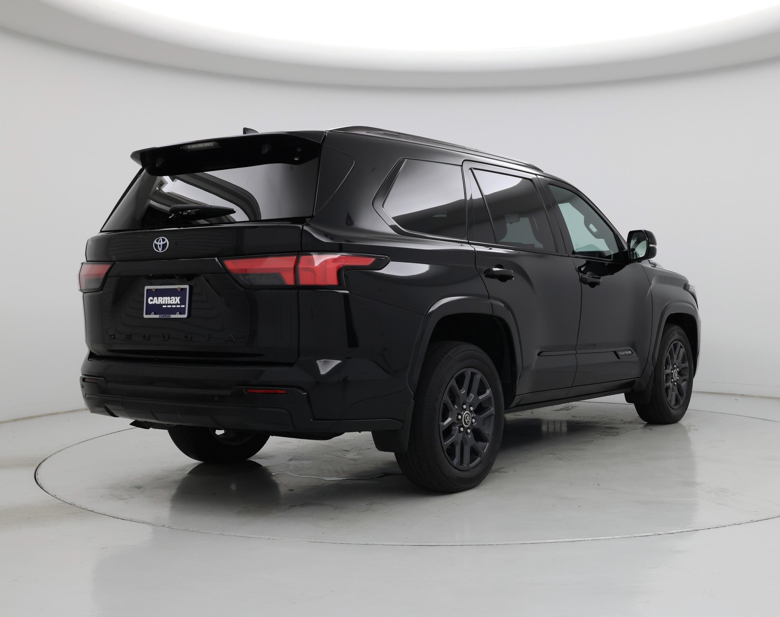 Thumbnail: 2023 Toyota Sequoia - 8